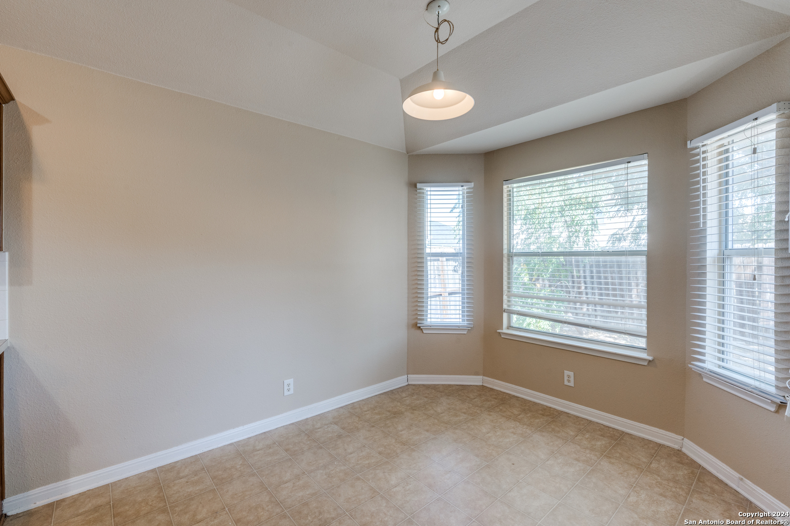 8830 TRUMPET CIR