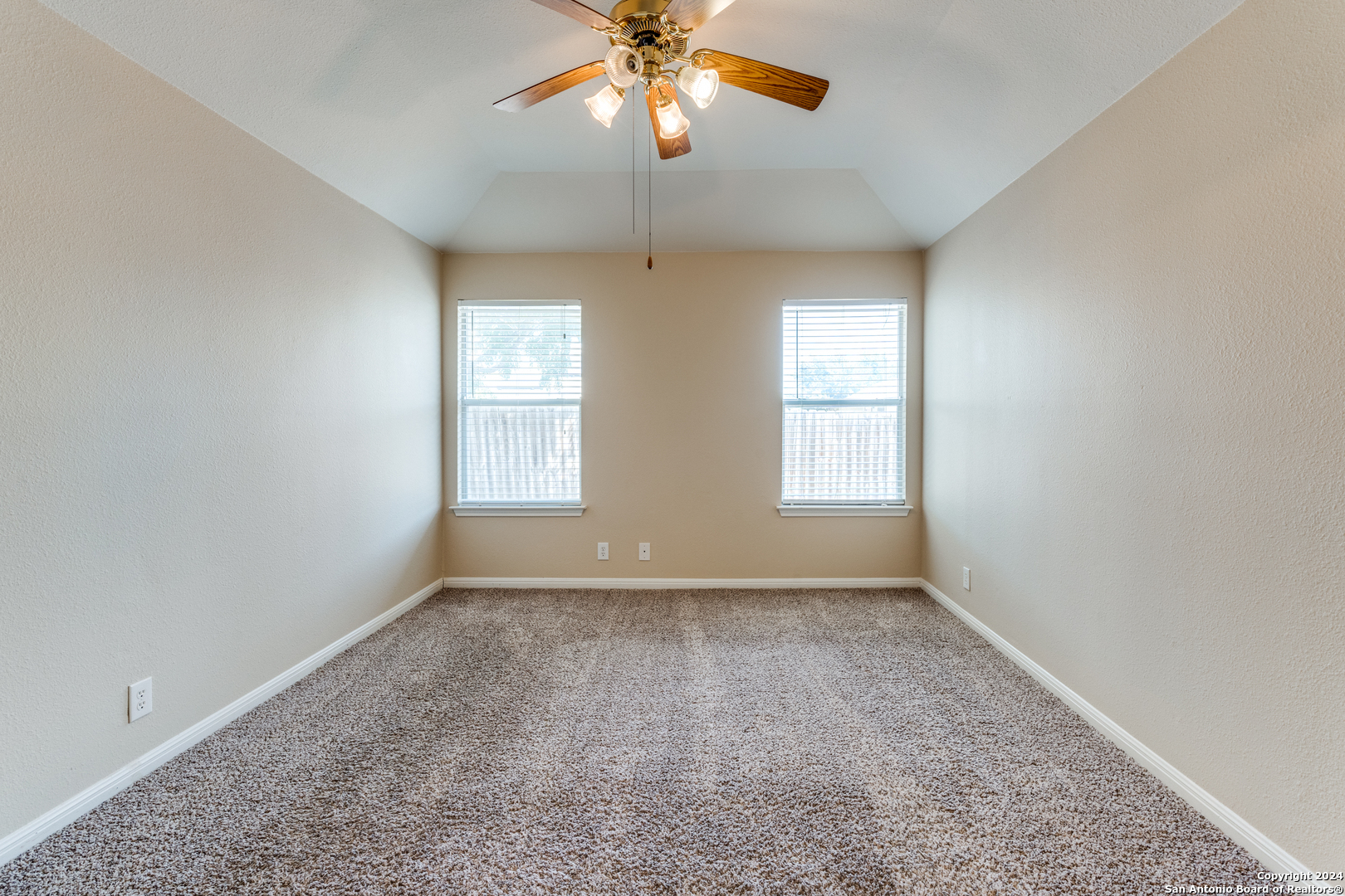 8830 TRUMPET CIR