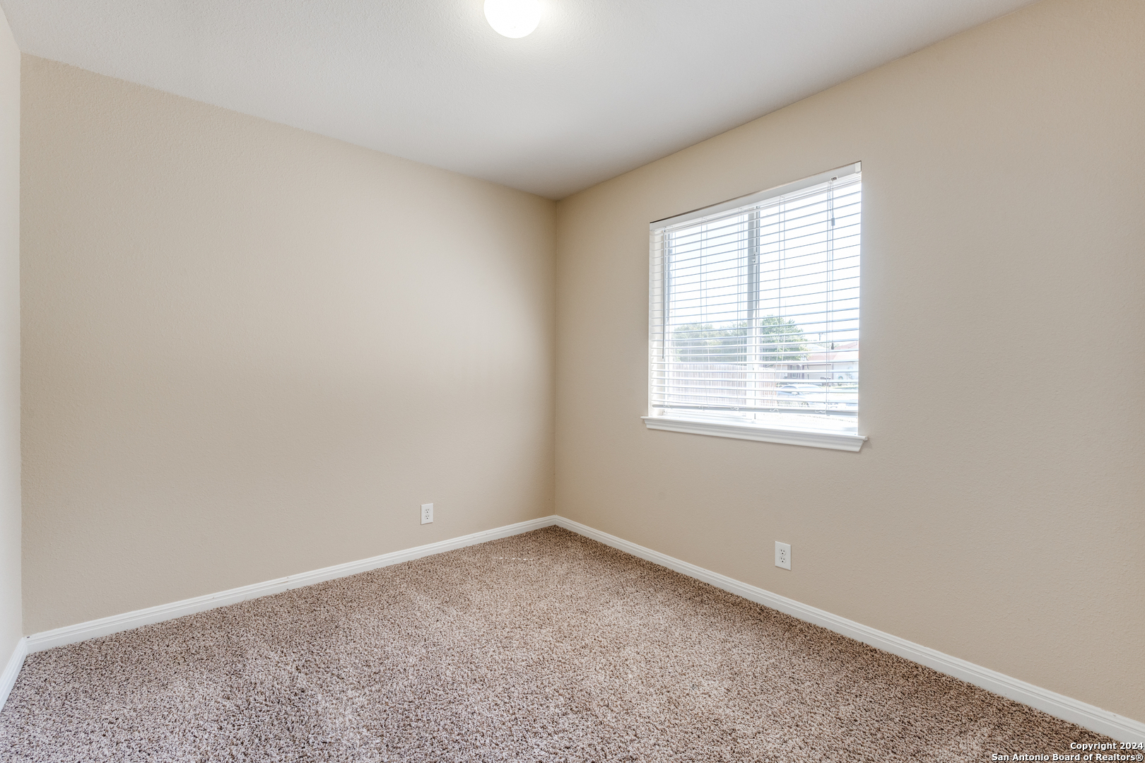 8830 TRUMPET CIR