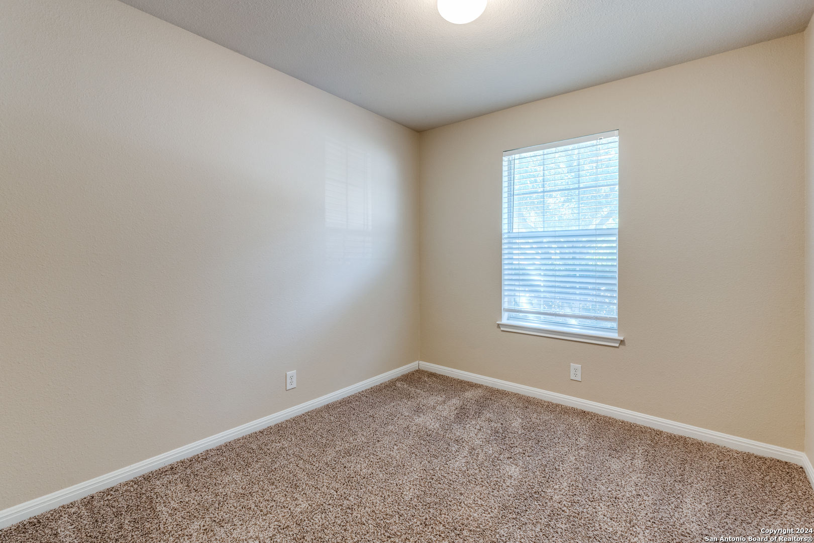 8830 TRUMPET CIR