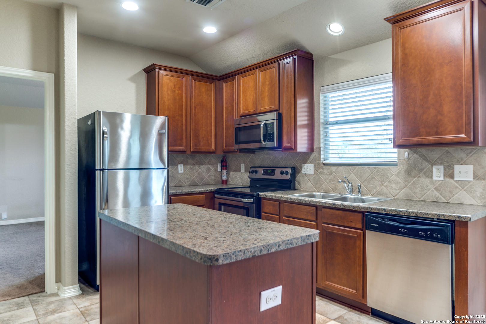 13919 CAPRESE HILL