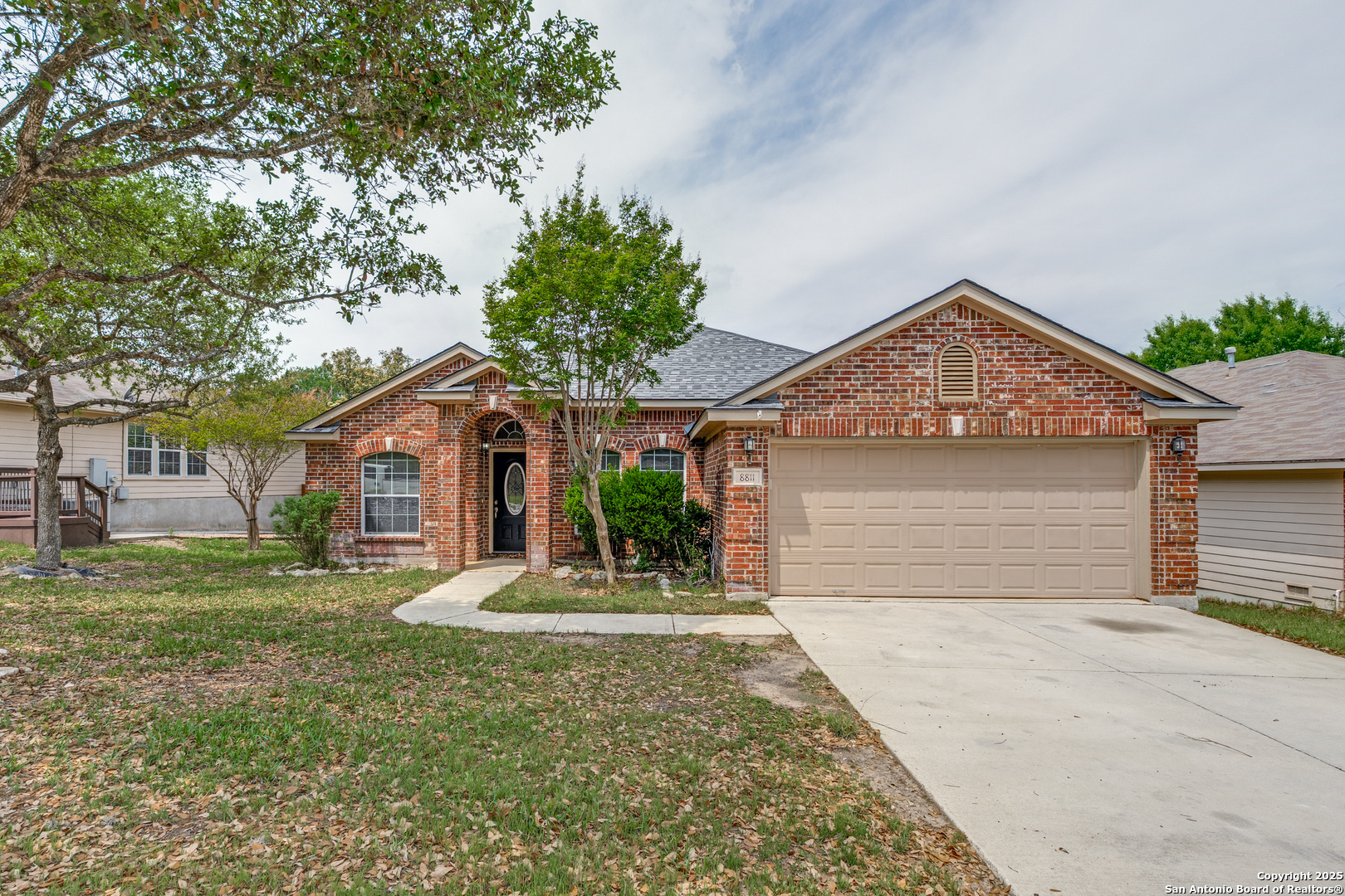 8811 REDBUD WOODS