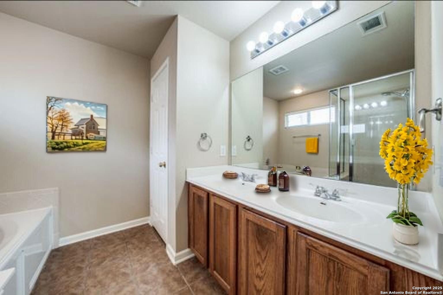 8811 REDBUD WOODS