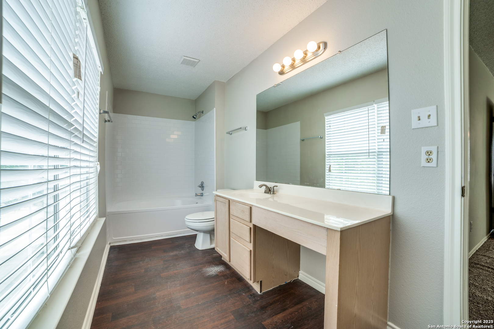 4943 Brianna Pl
