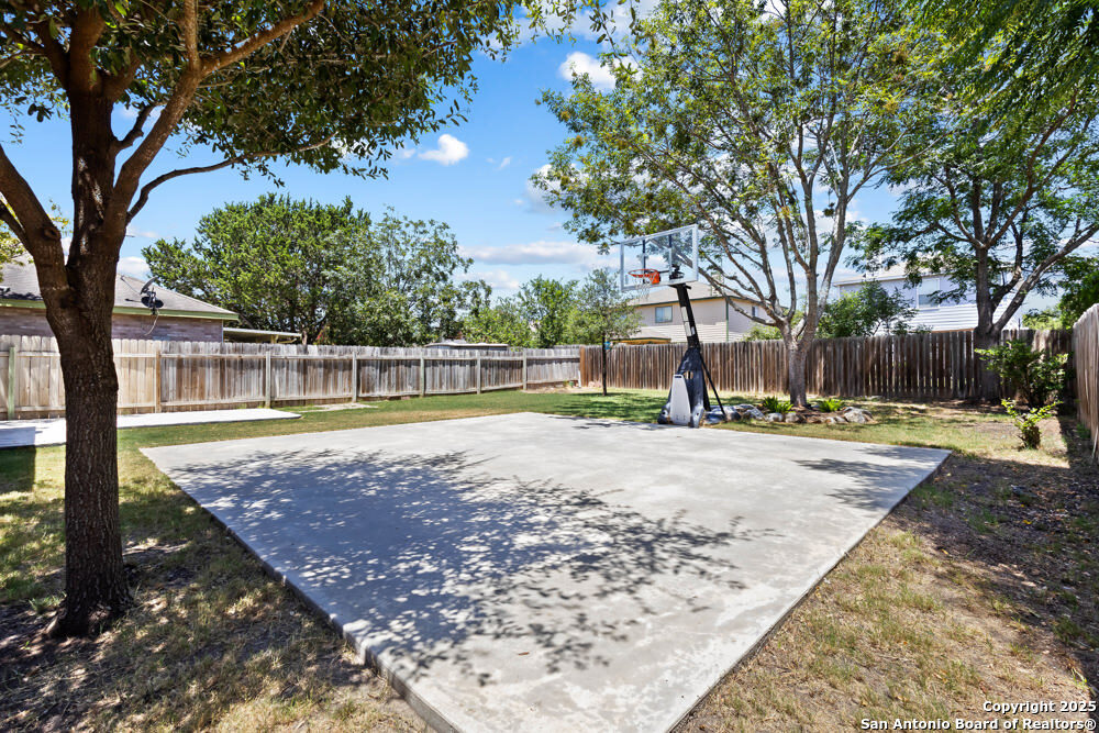 3931 Bulverde Pkwy.