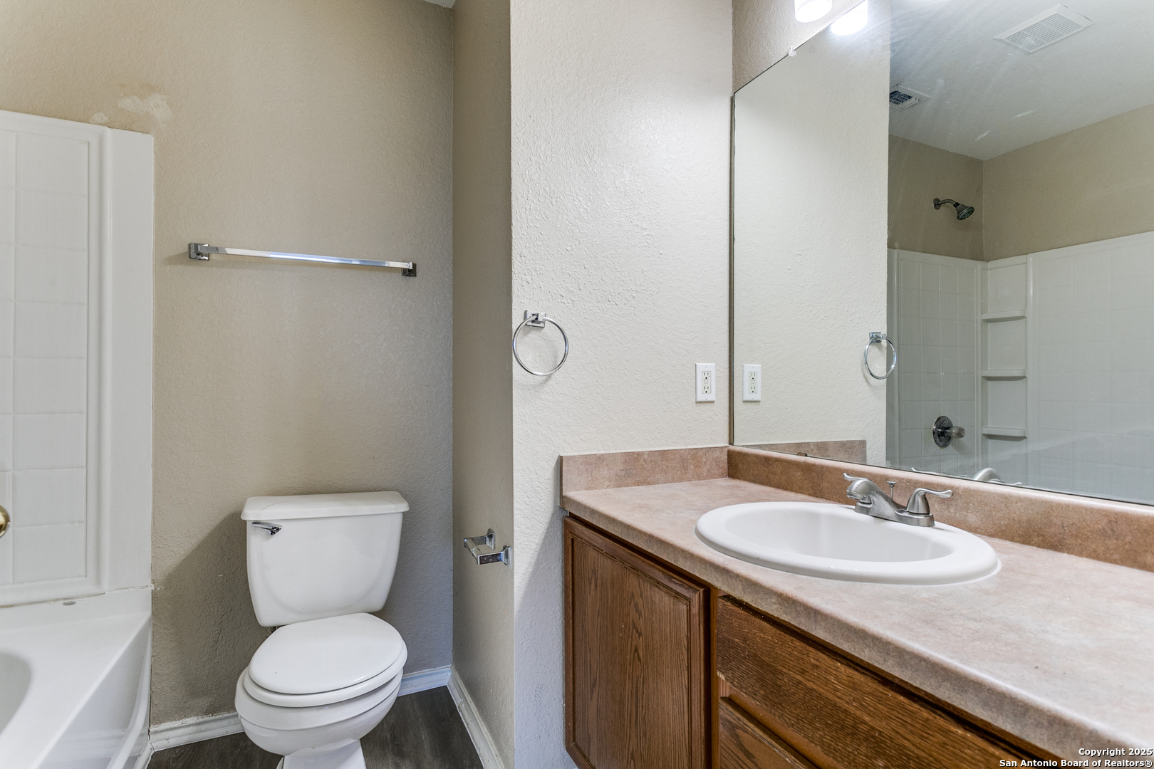 2131 Wood Ranch
