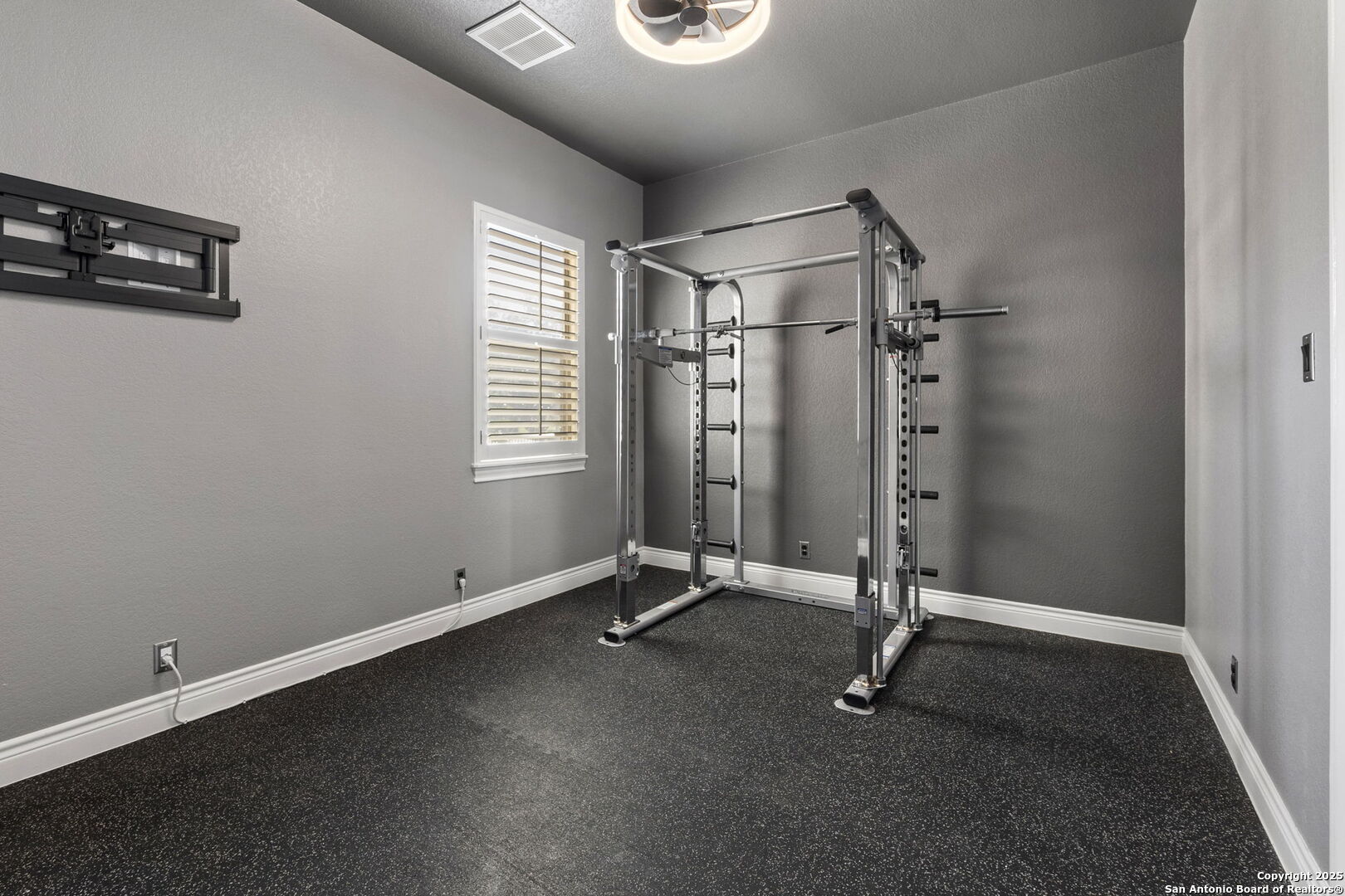22415 Roan Forest