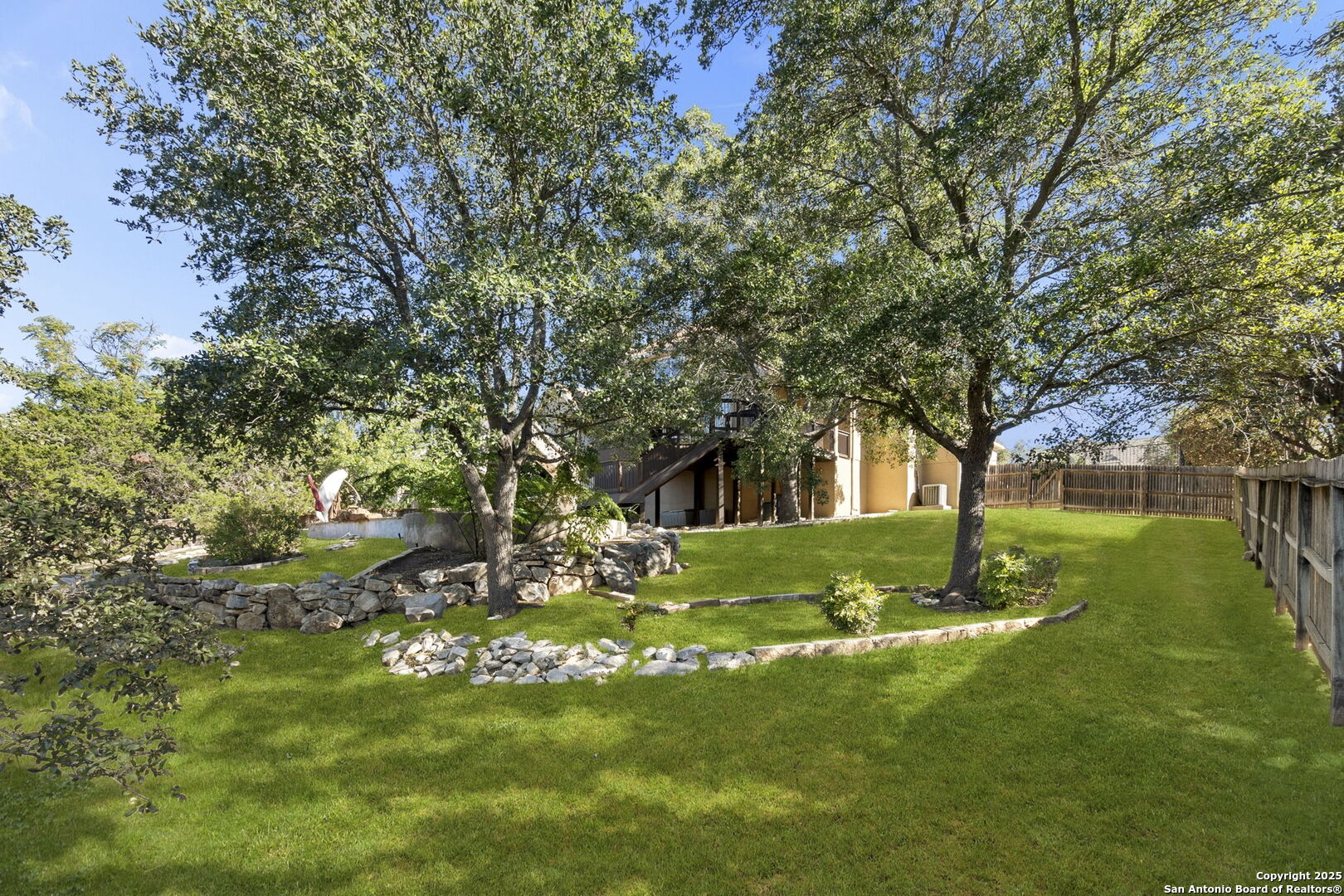 22415 Roan Forest