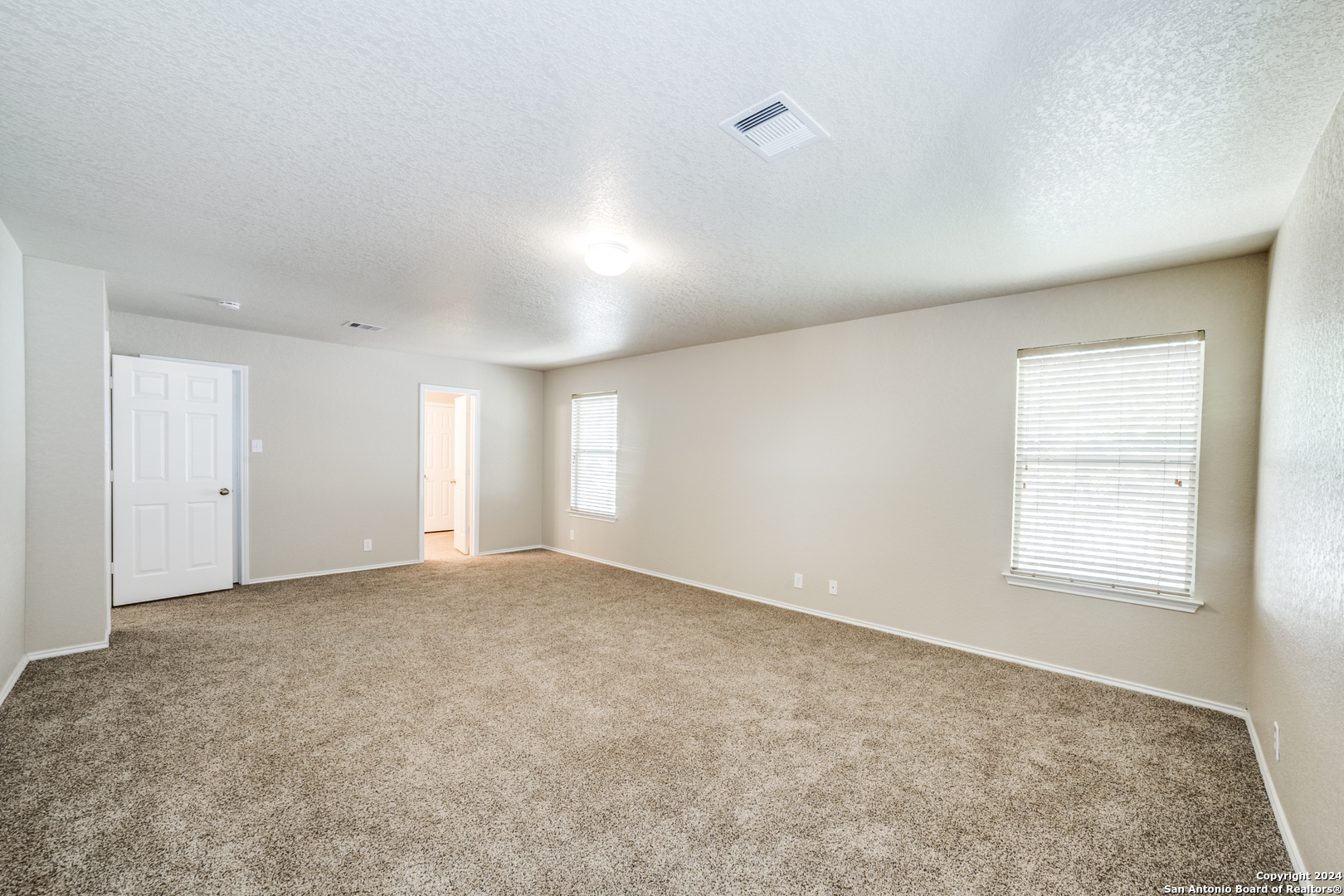 2815 BANDBURY OAK