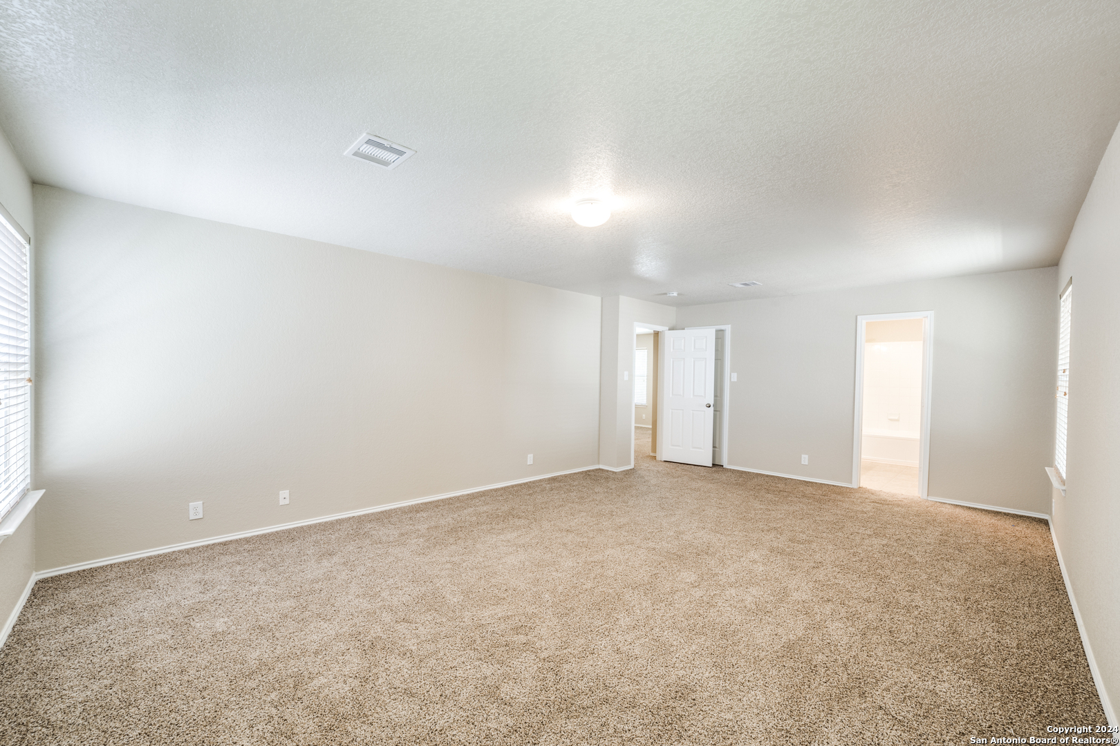 2815 BANDBURY OAK