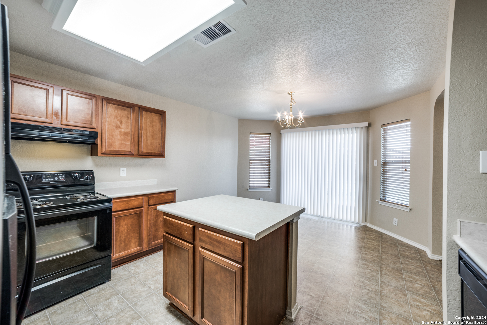2815 BANDBURY OAK