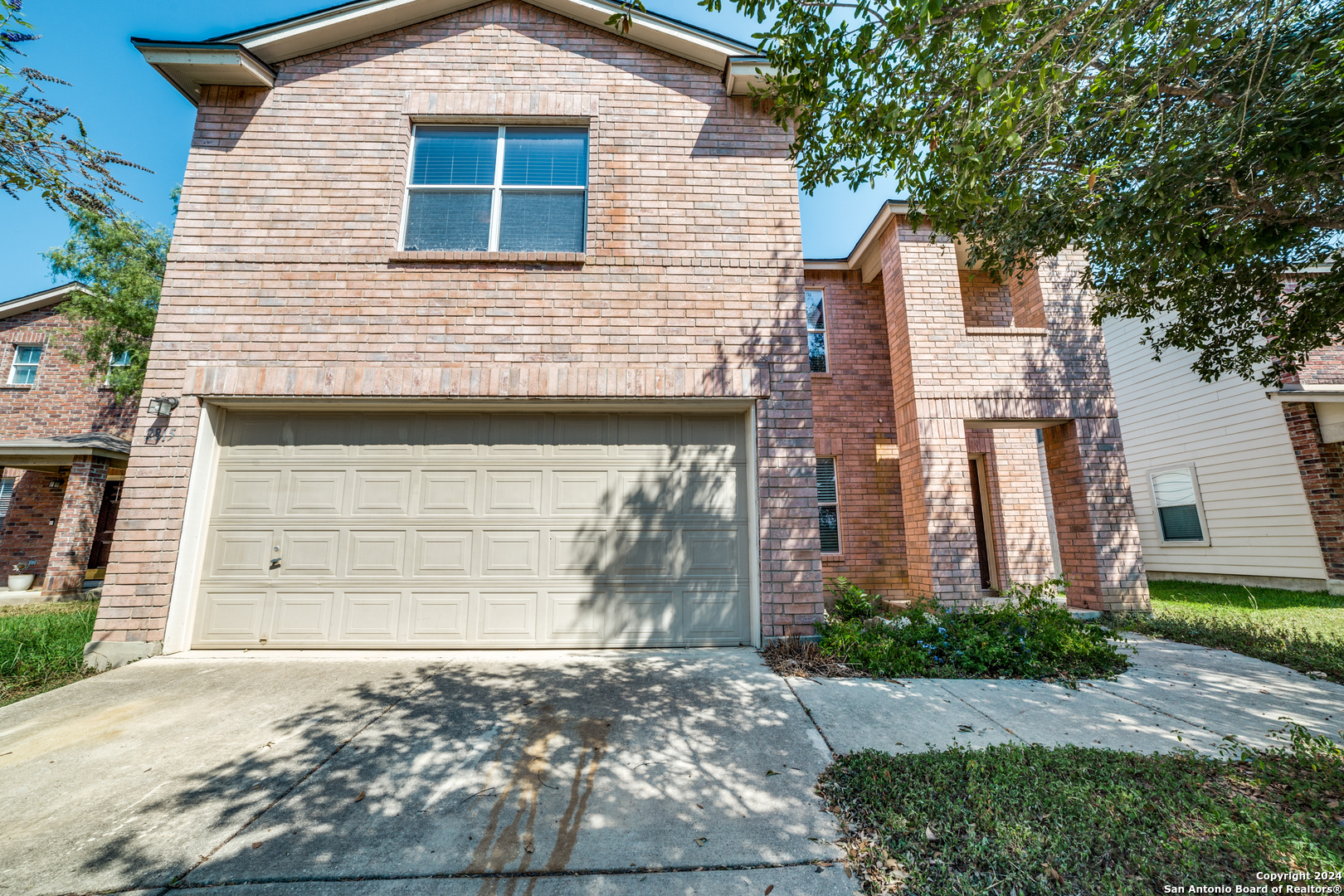 2815 BANDBURY OAK