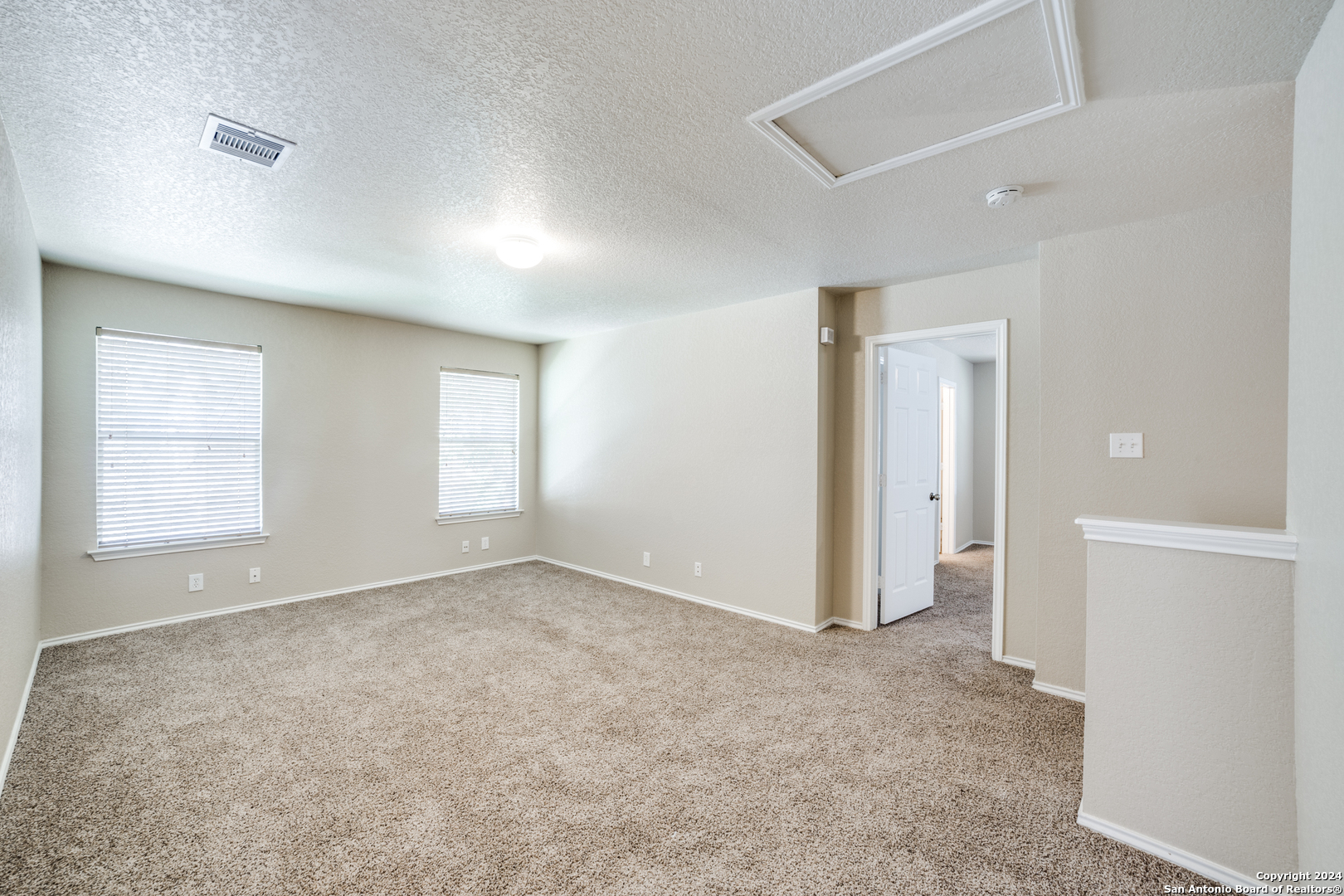 2815 BANDBURY OAK