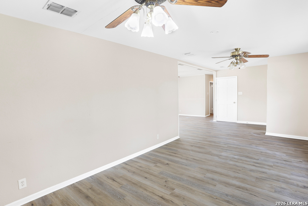 5611 Sir Gareth Dr