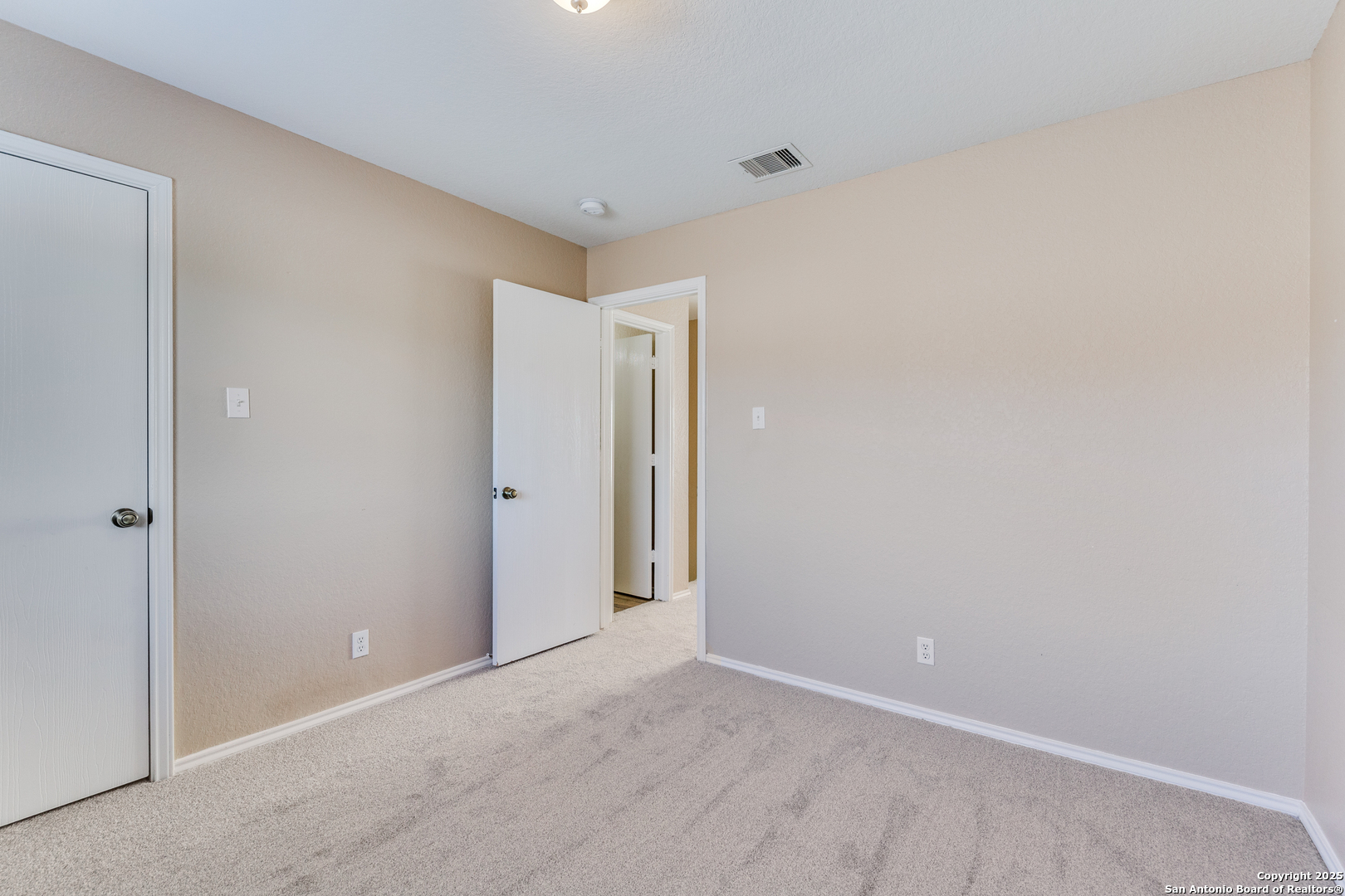 6454 Miners Hill