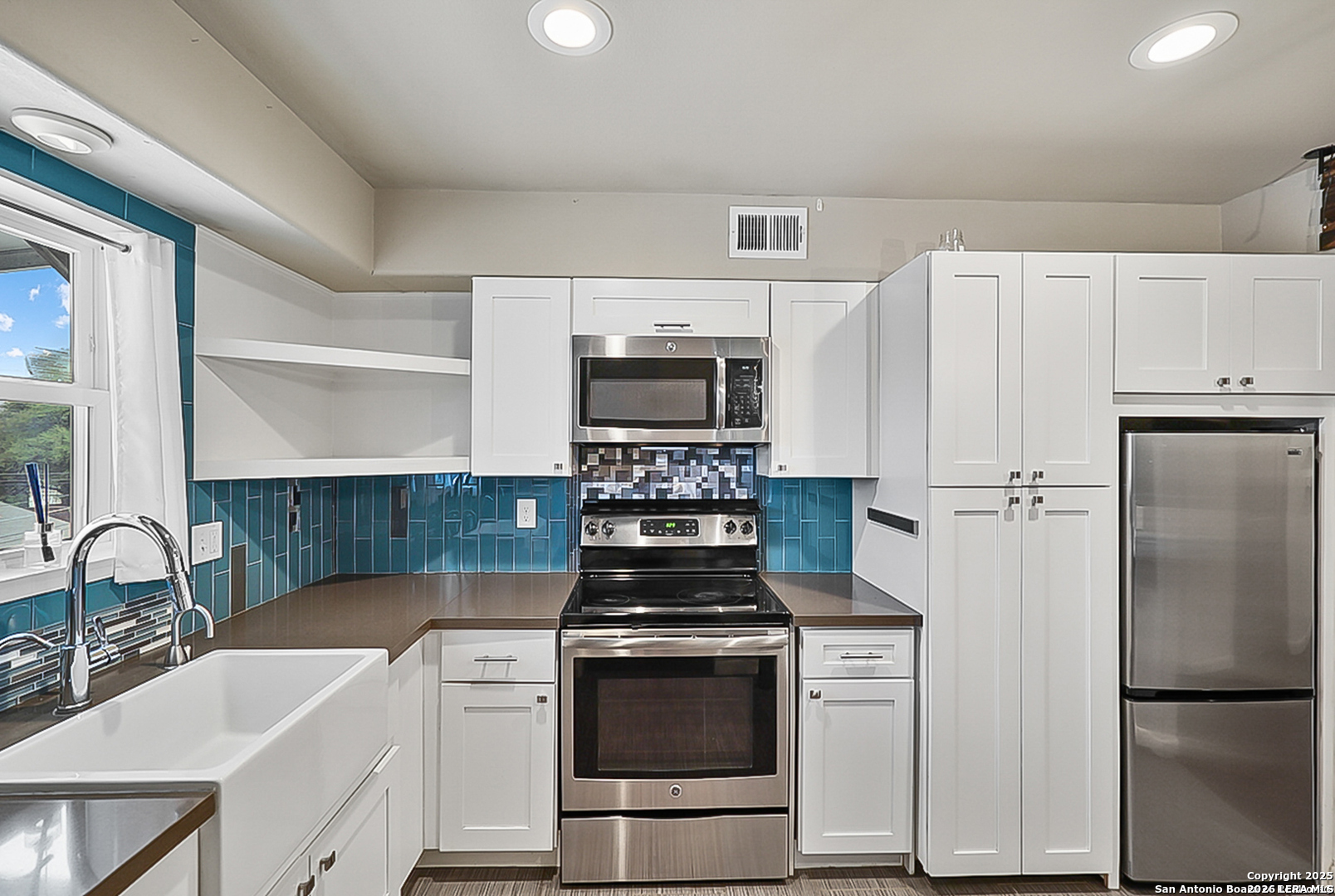 102 Ruelle Unit 208D
