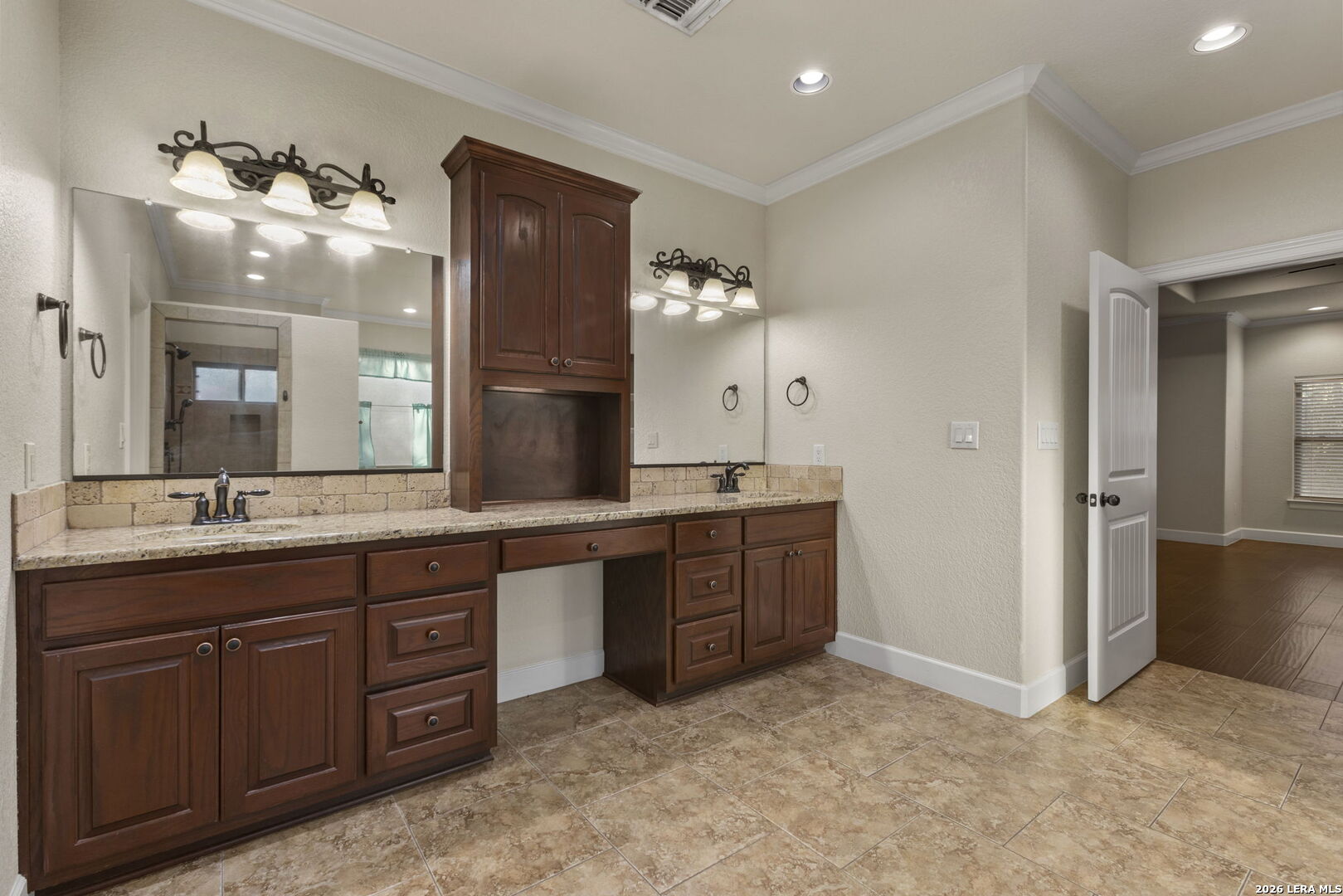 116 Hidden Forest DR
