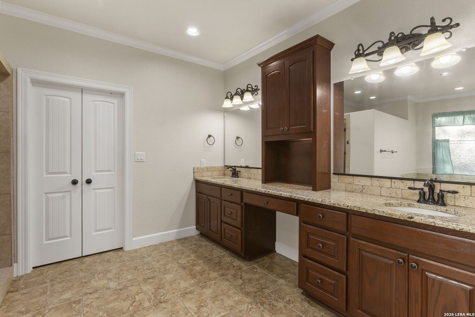 116 Hidden Forest DR