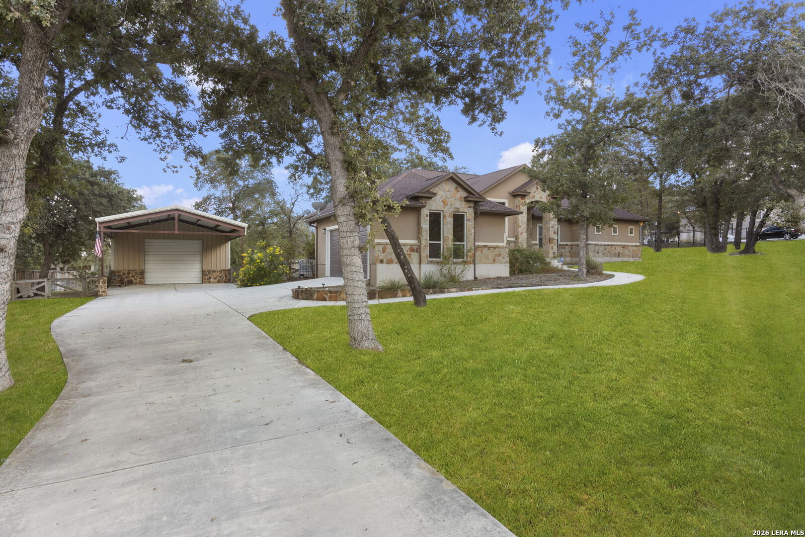116 Hidden Forest DR