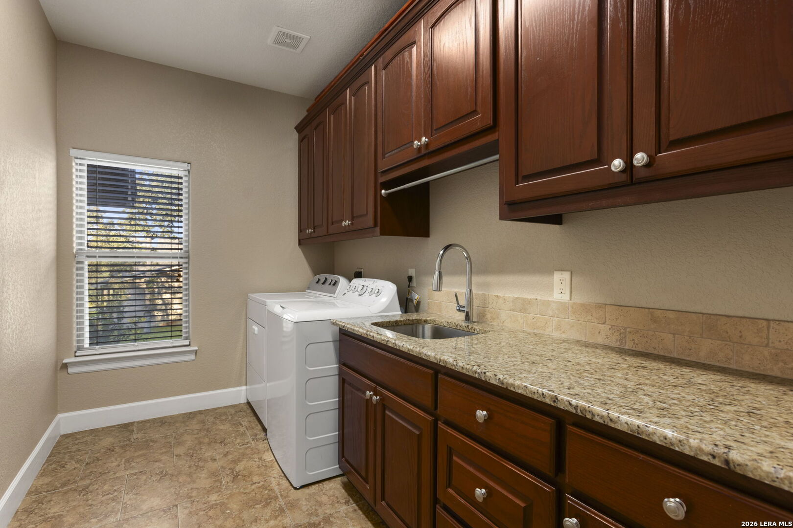 116 Hidden Forest DR