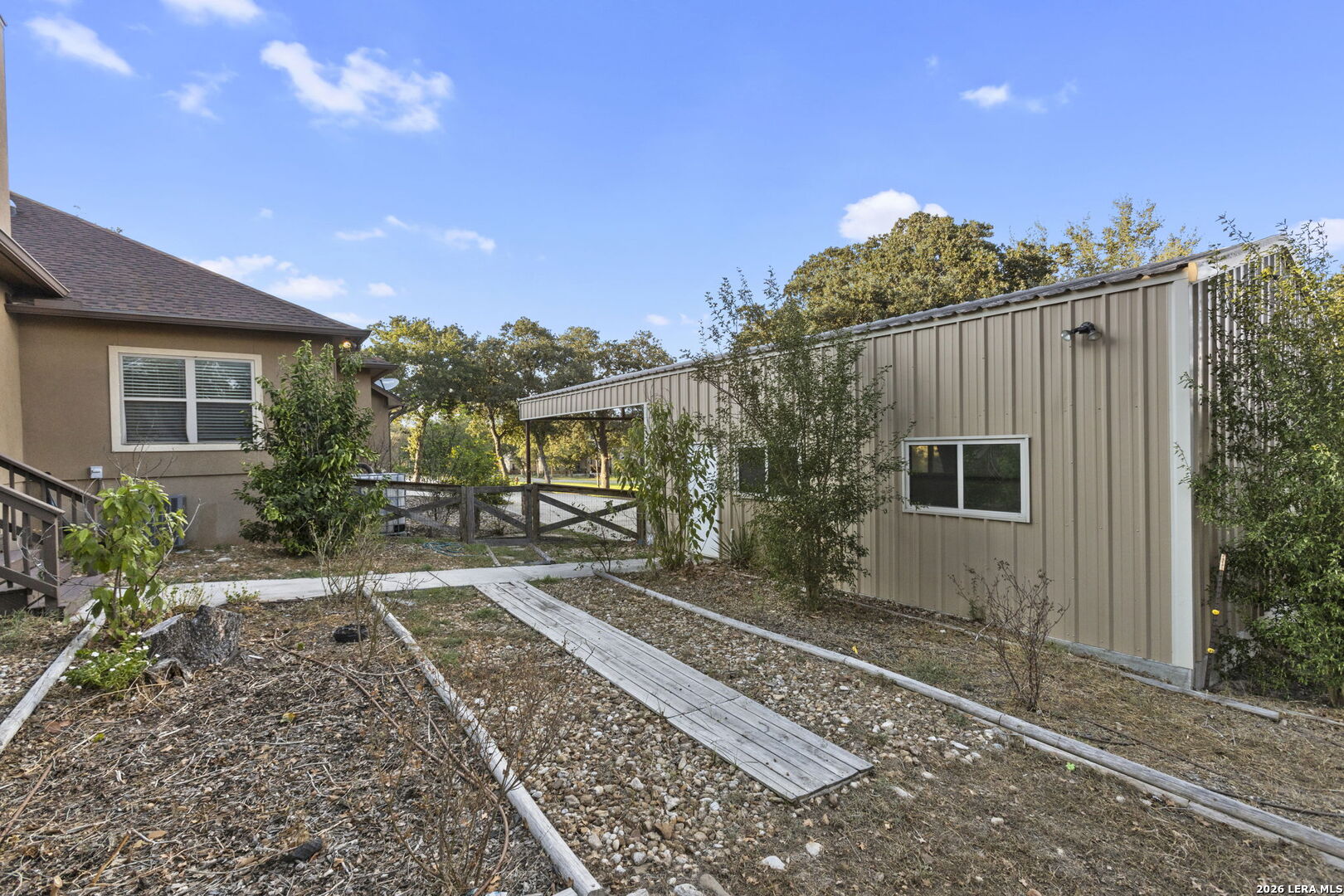 116 Hidden Forest DR