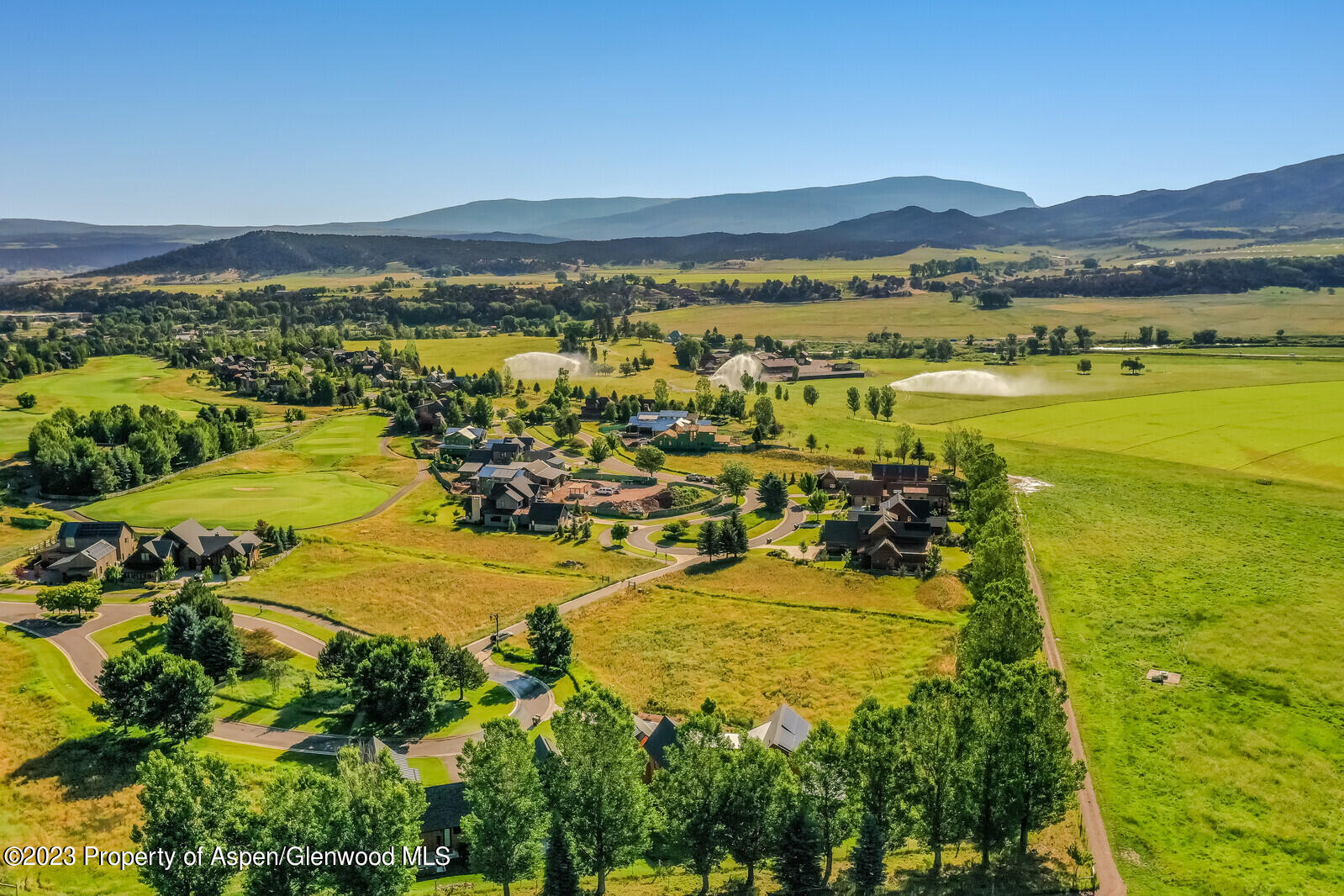 910 Perry Ridge