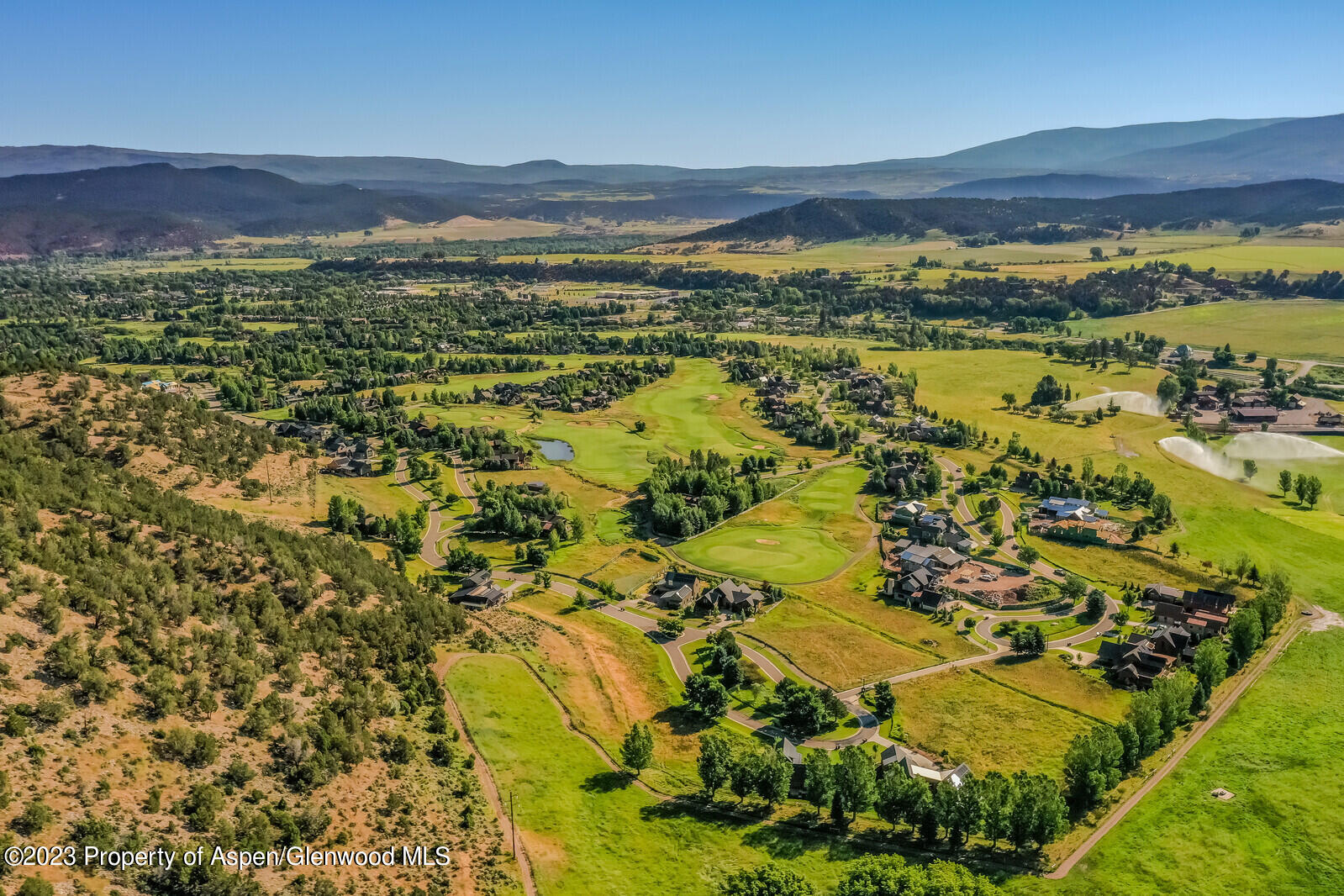 910 Perry Ridge