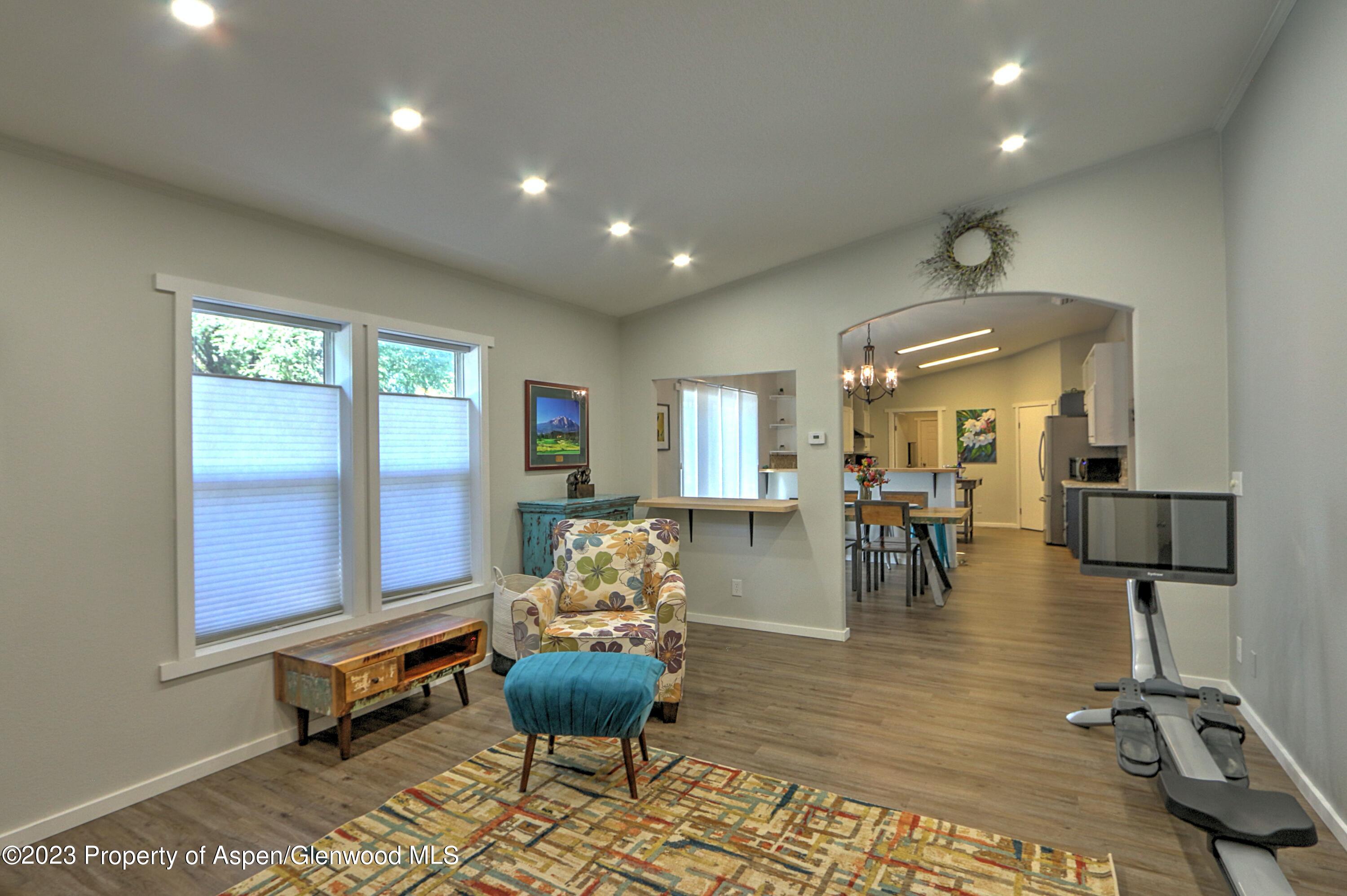 675 Orchard Ave