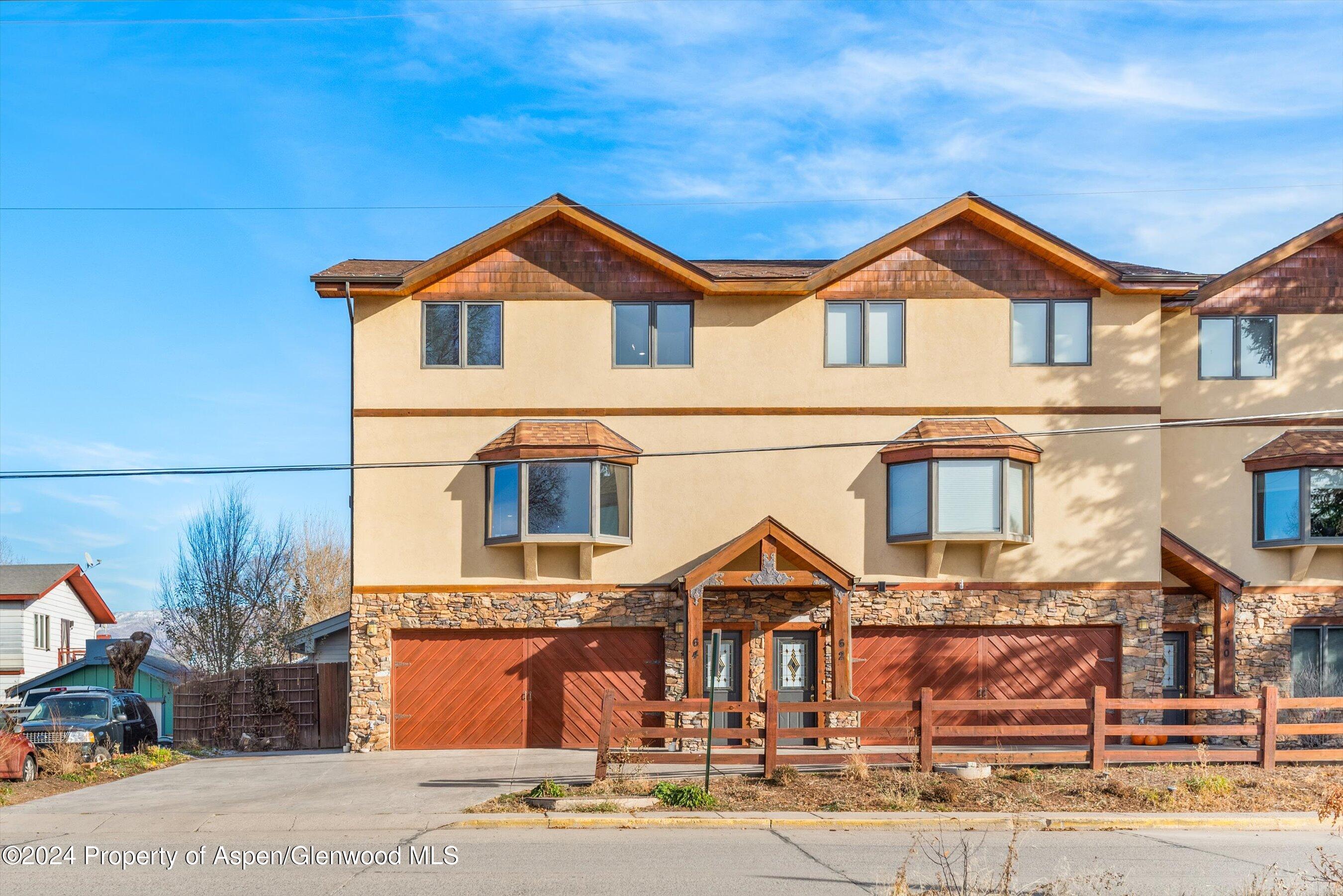 64 N 8TH Street
