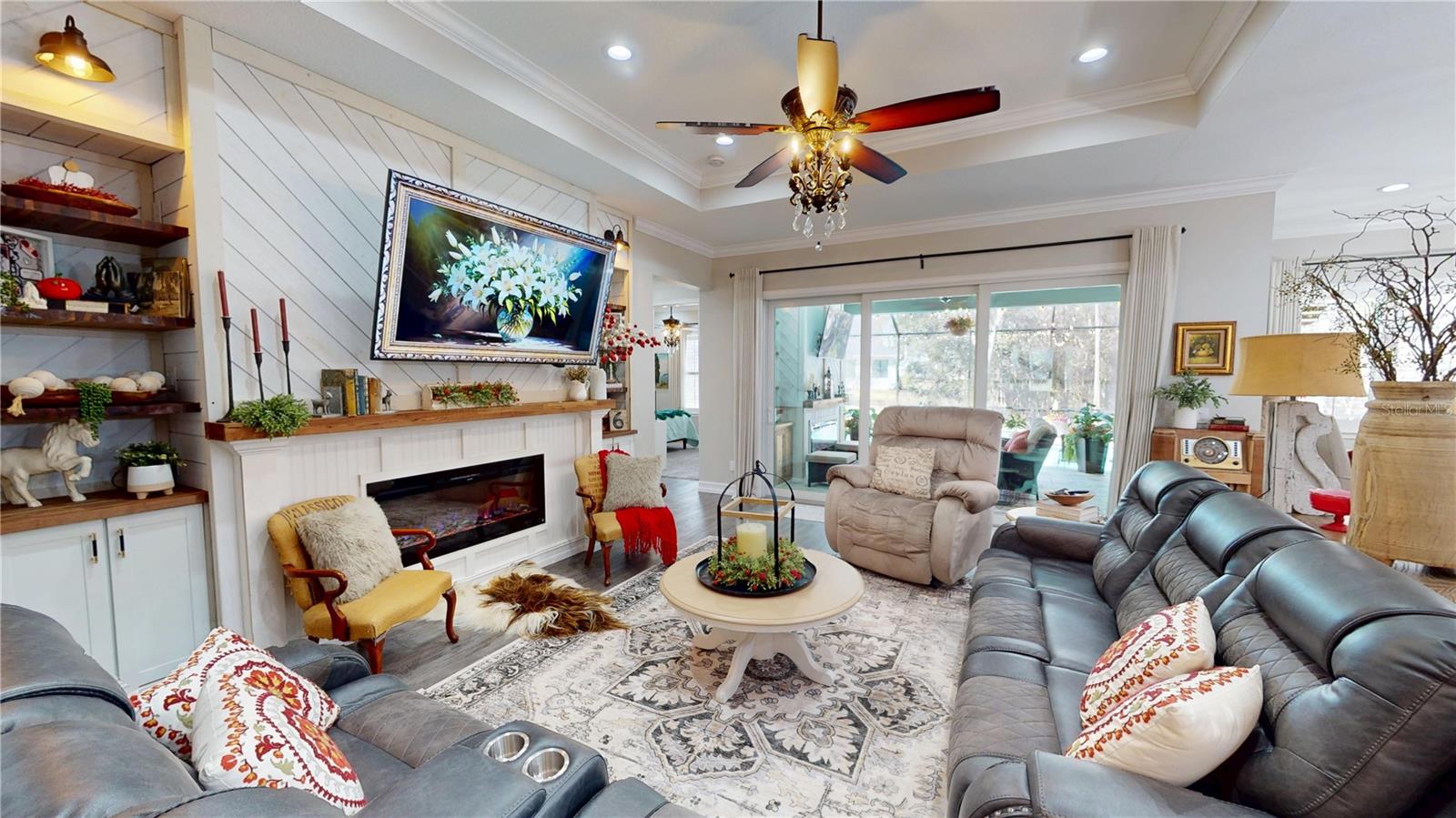 4801 MAJESTIC HILLS LOOP