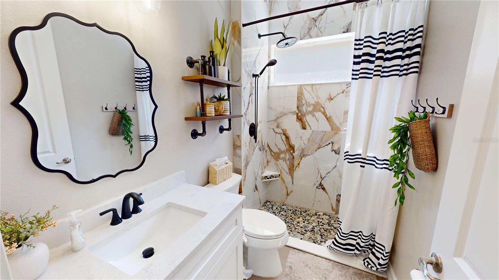 4801 MAJESTIC HILLS LOOP