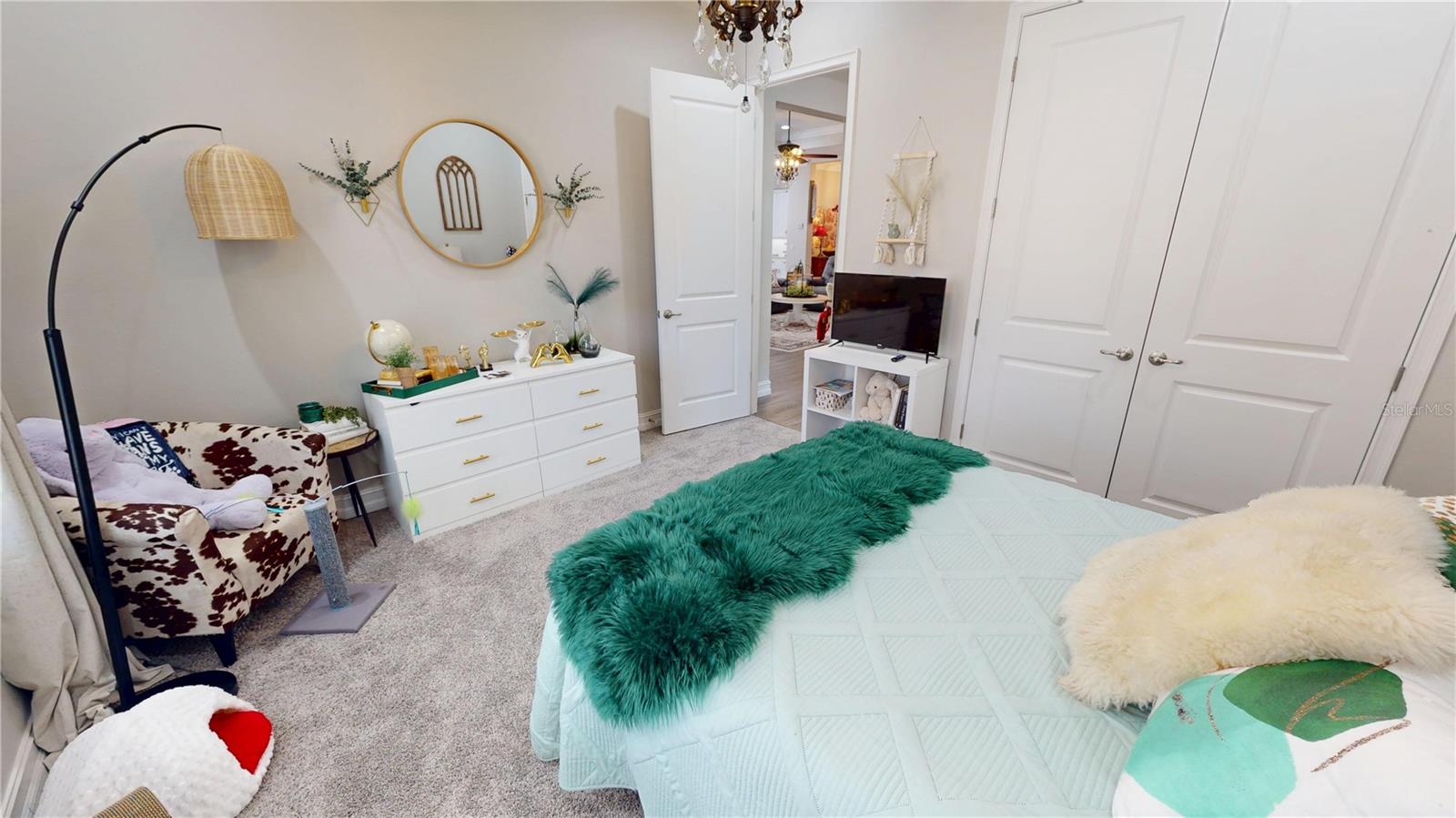 4801 MAJESTIC HILLS LOOP
