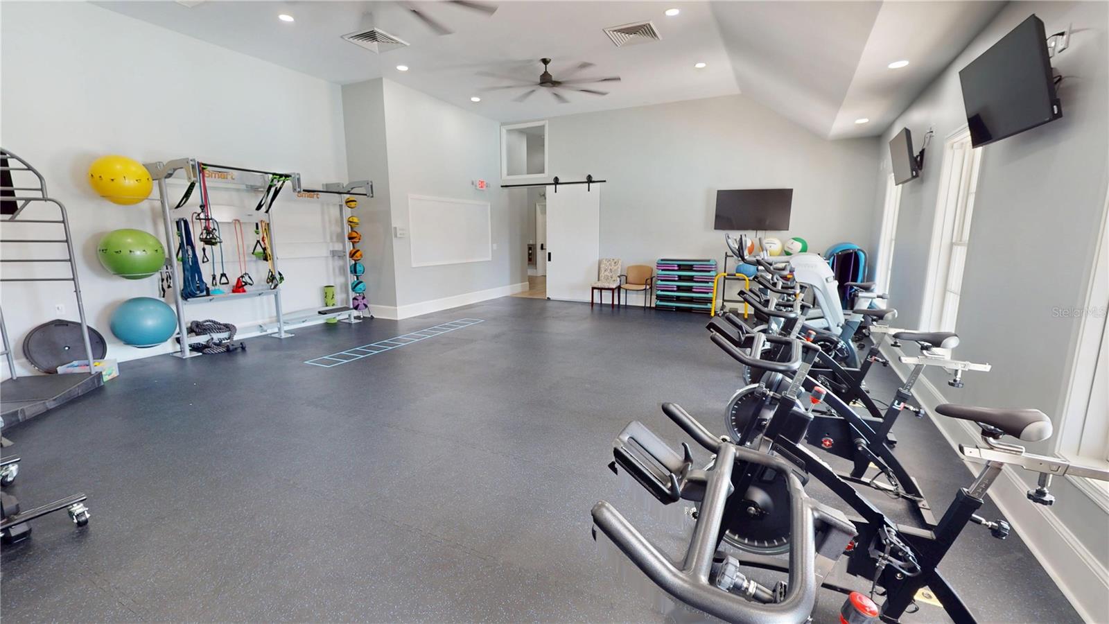 4801 MAJESTIC HILLS LOOP