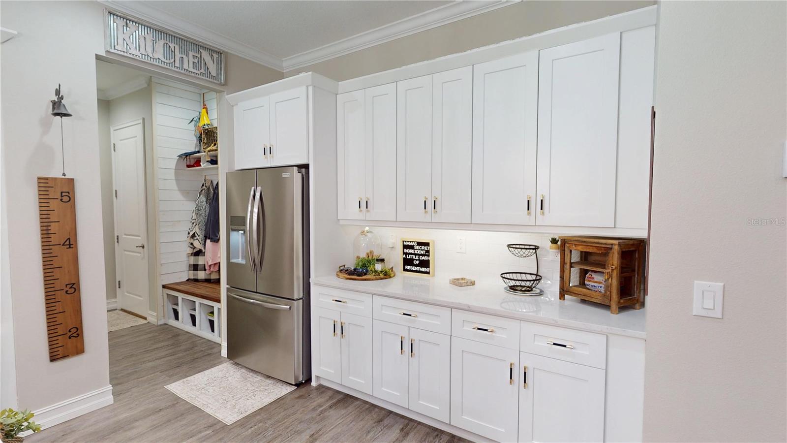 4801 MAJESTIC HILLS LOOP