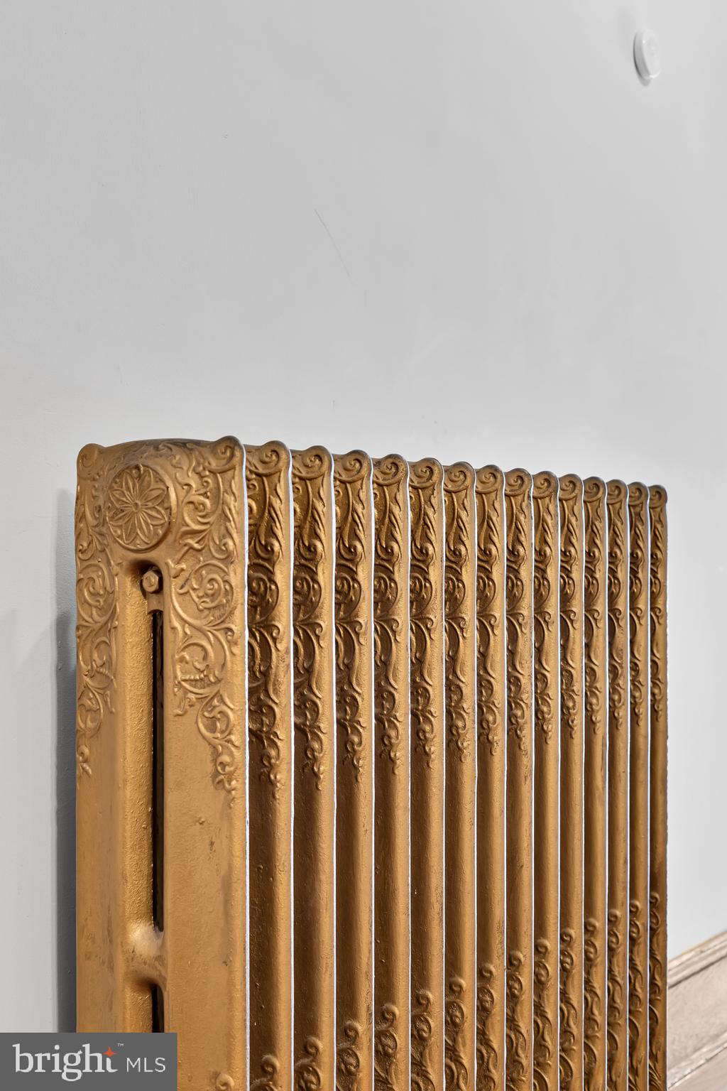 1358 E CAPITOL STREET NE