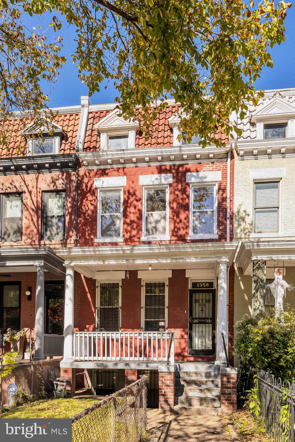 1358 E CAPITOL STREET NE