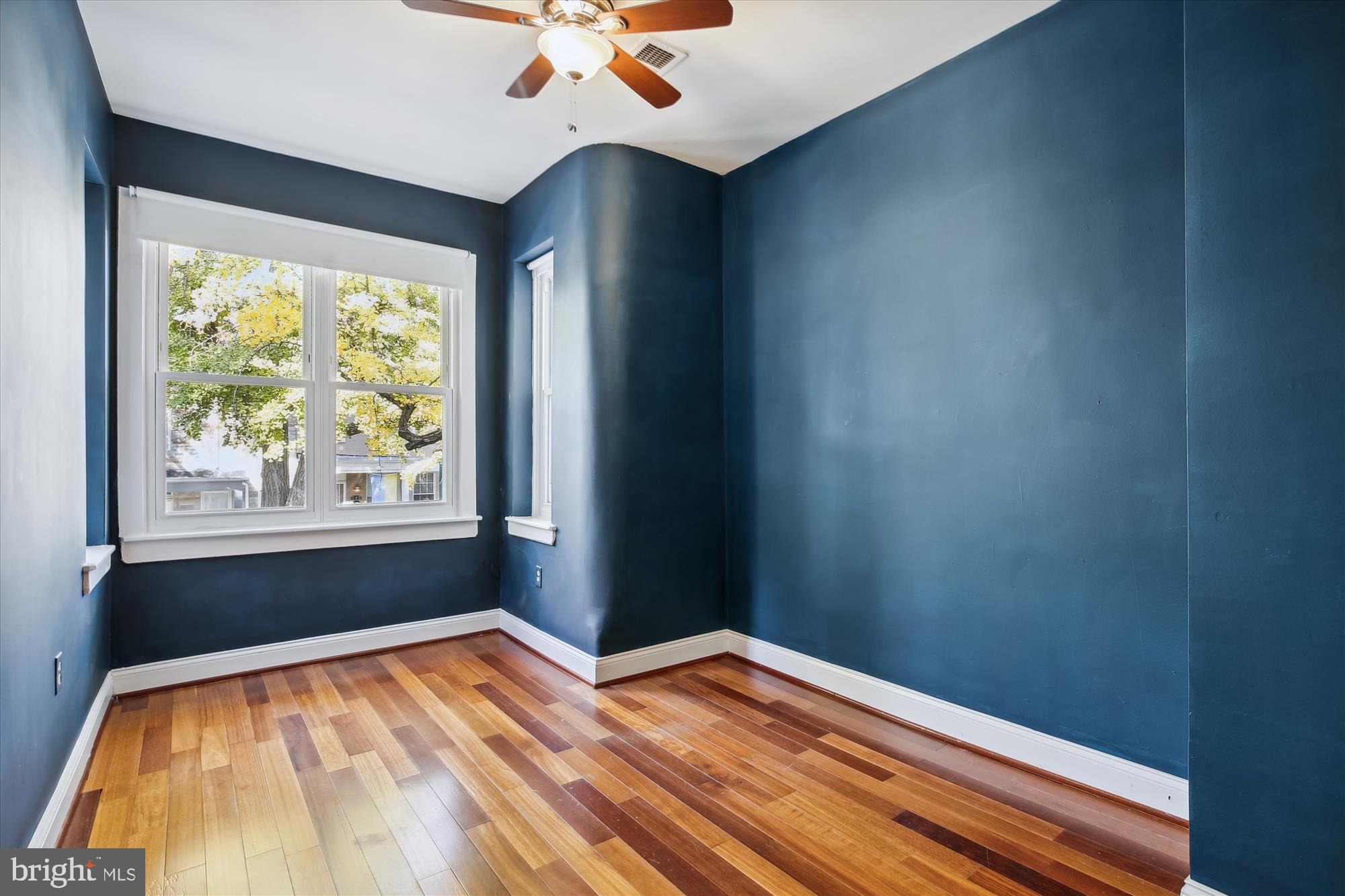 752 HARVARD STREET NW