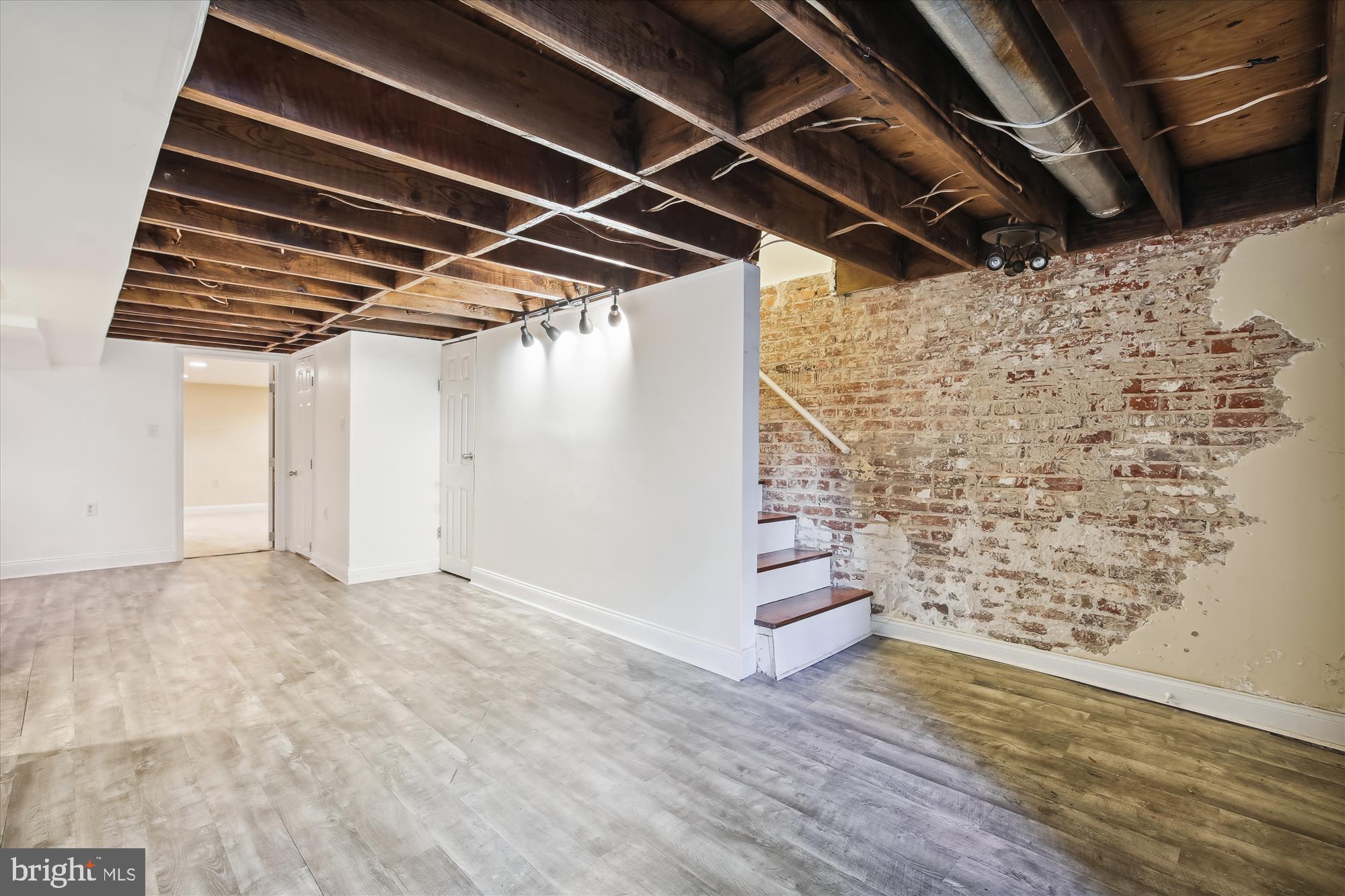 752 HARVARD STREET NW