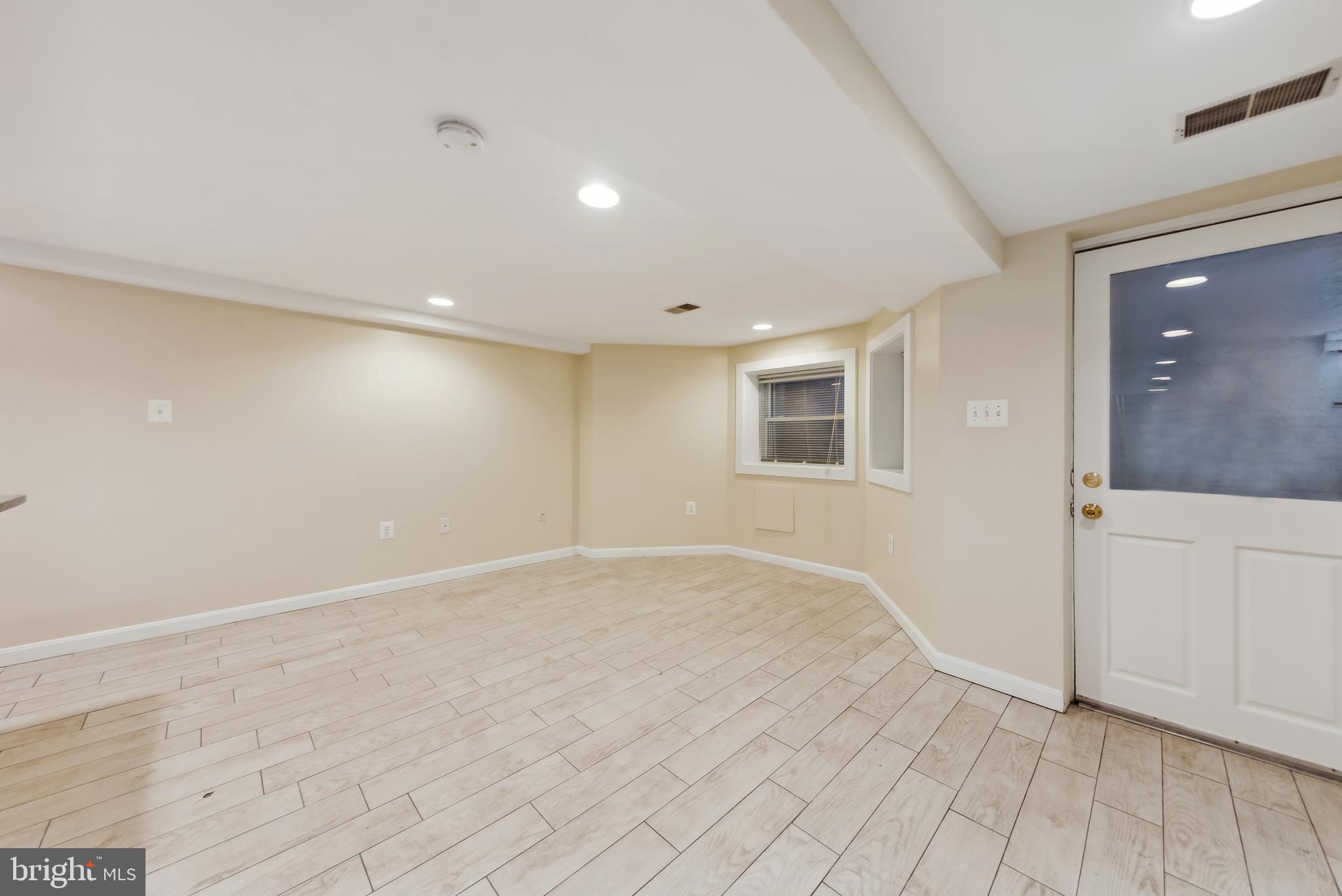 4503 15TH STREET NW B