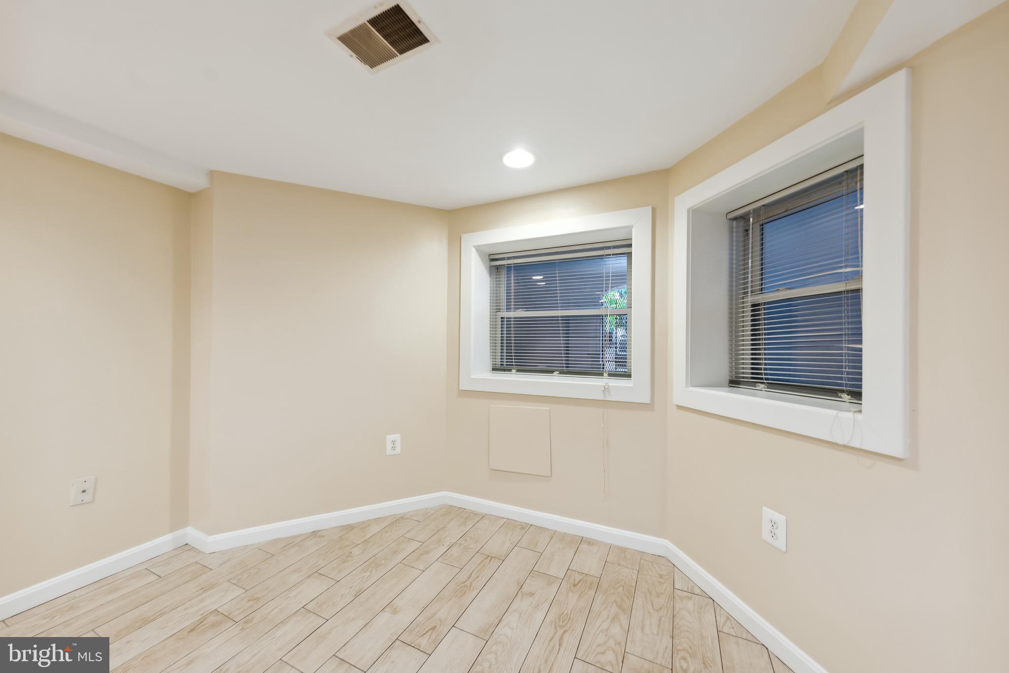 4503 15TH STREET NW B