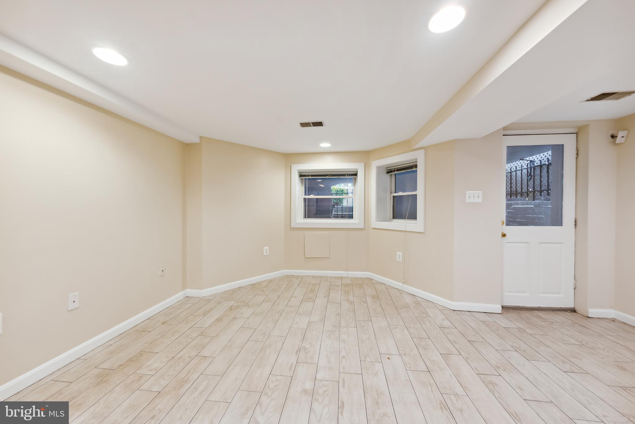 4503 15TH STREET NW B