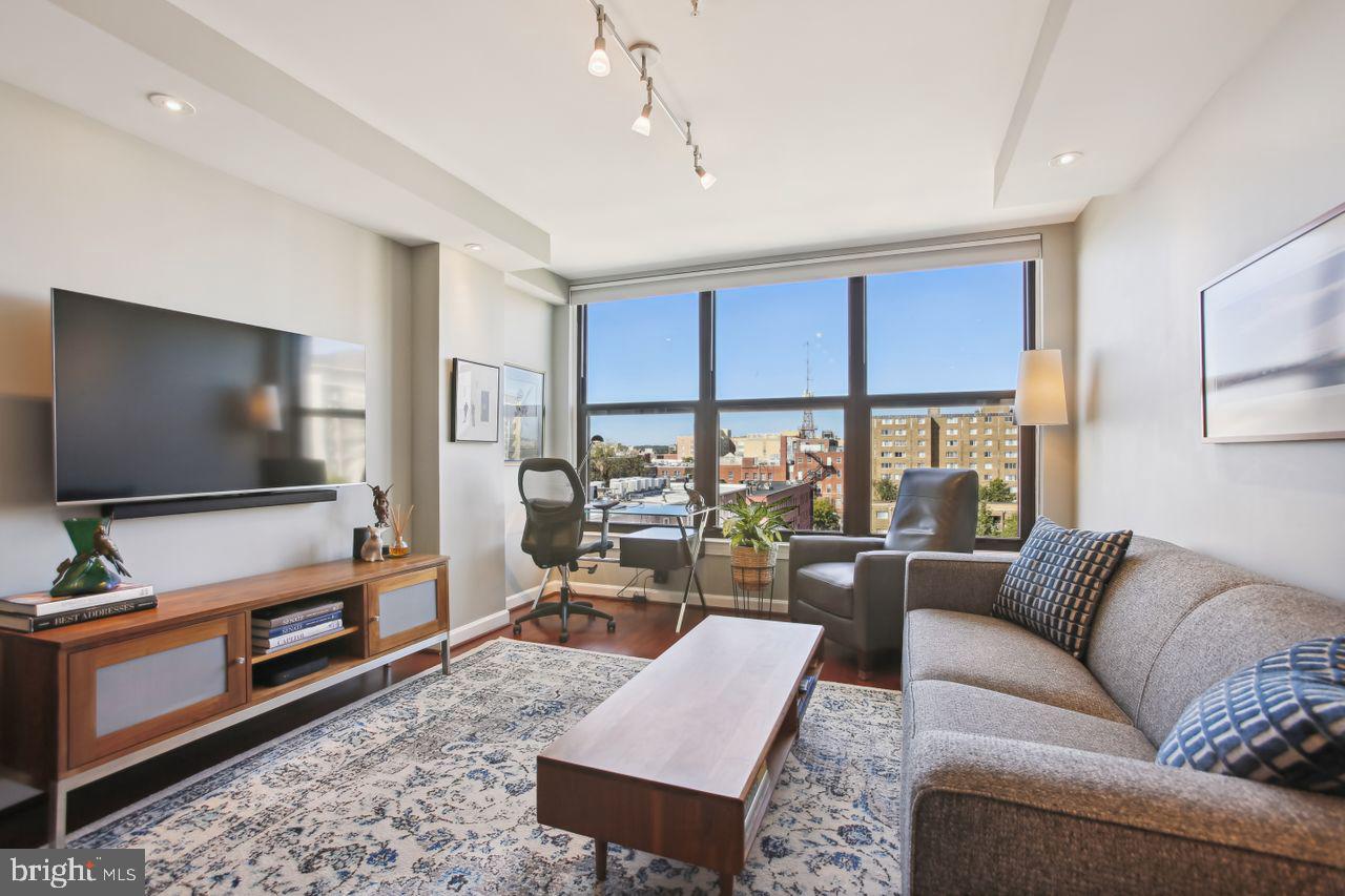 2750 14TH STREET NW 606