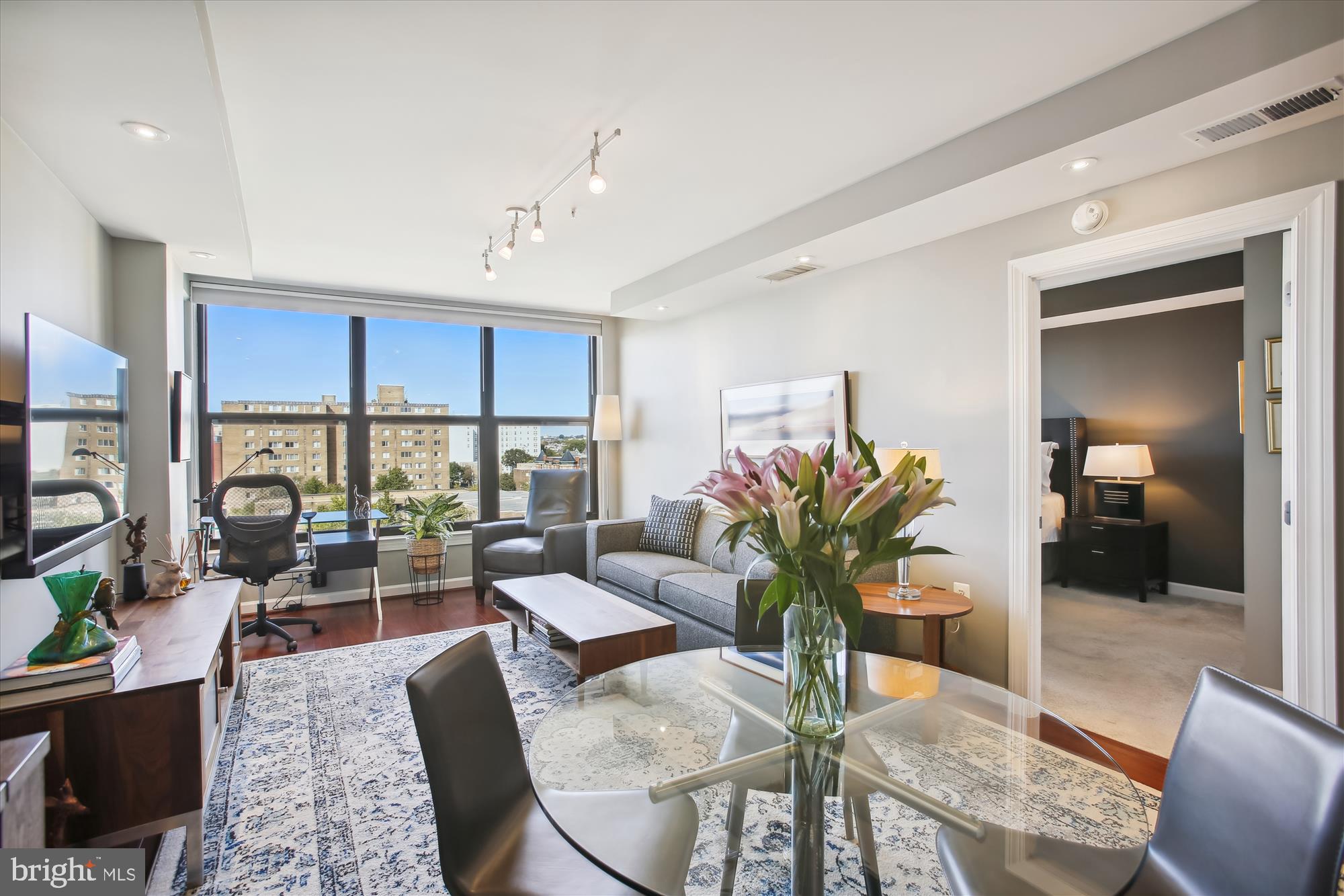 2750 14TH STREET NW 606