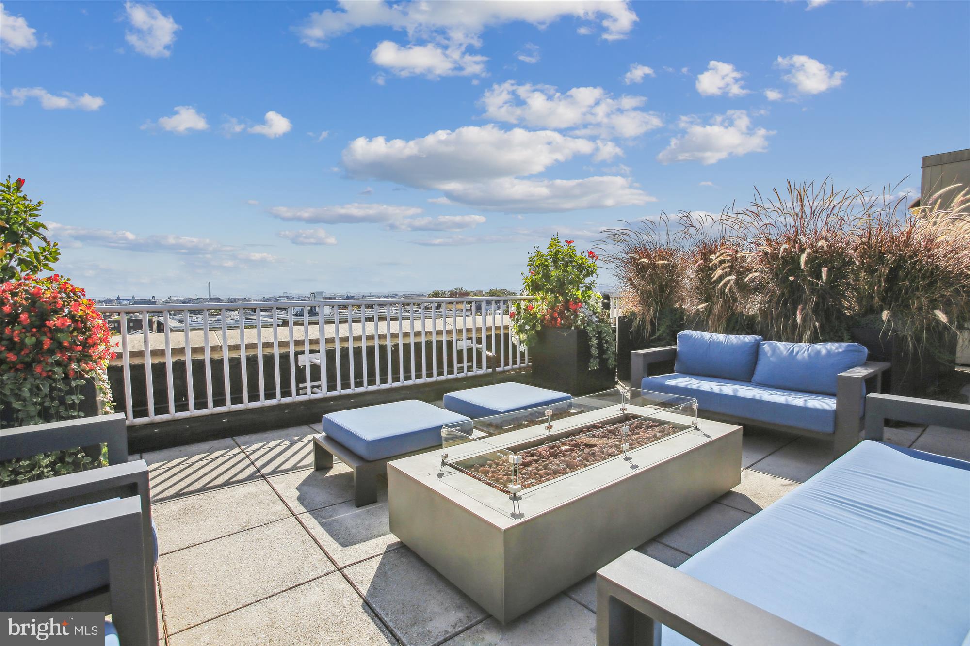 2750 14TH STREET NW 606