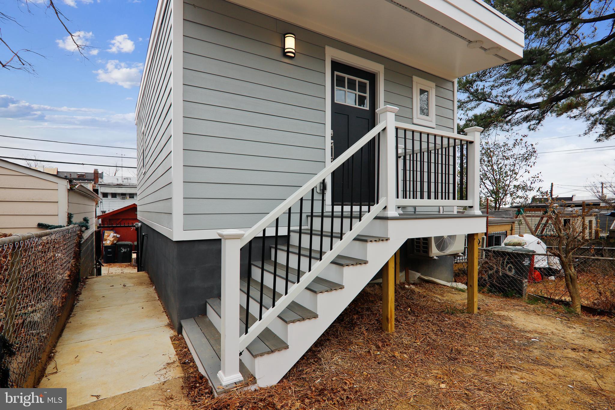 314 VARNUM STREET NW #2