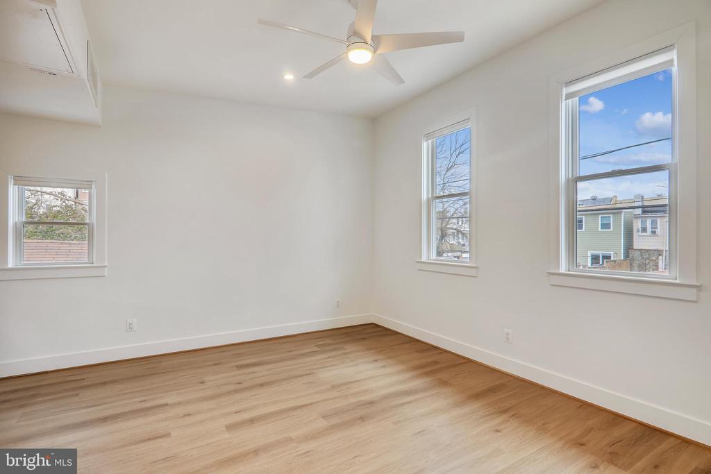 314 VARNUM STREET NW #2