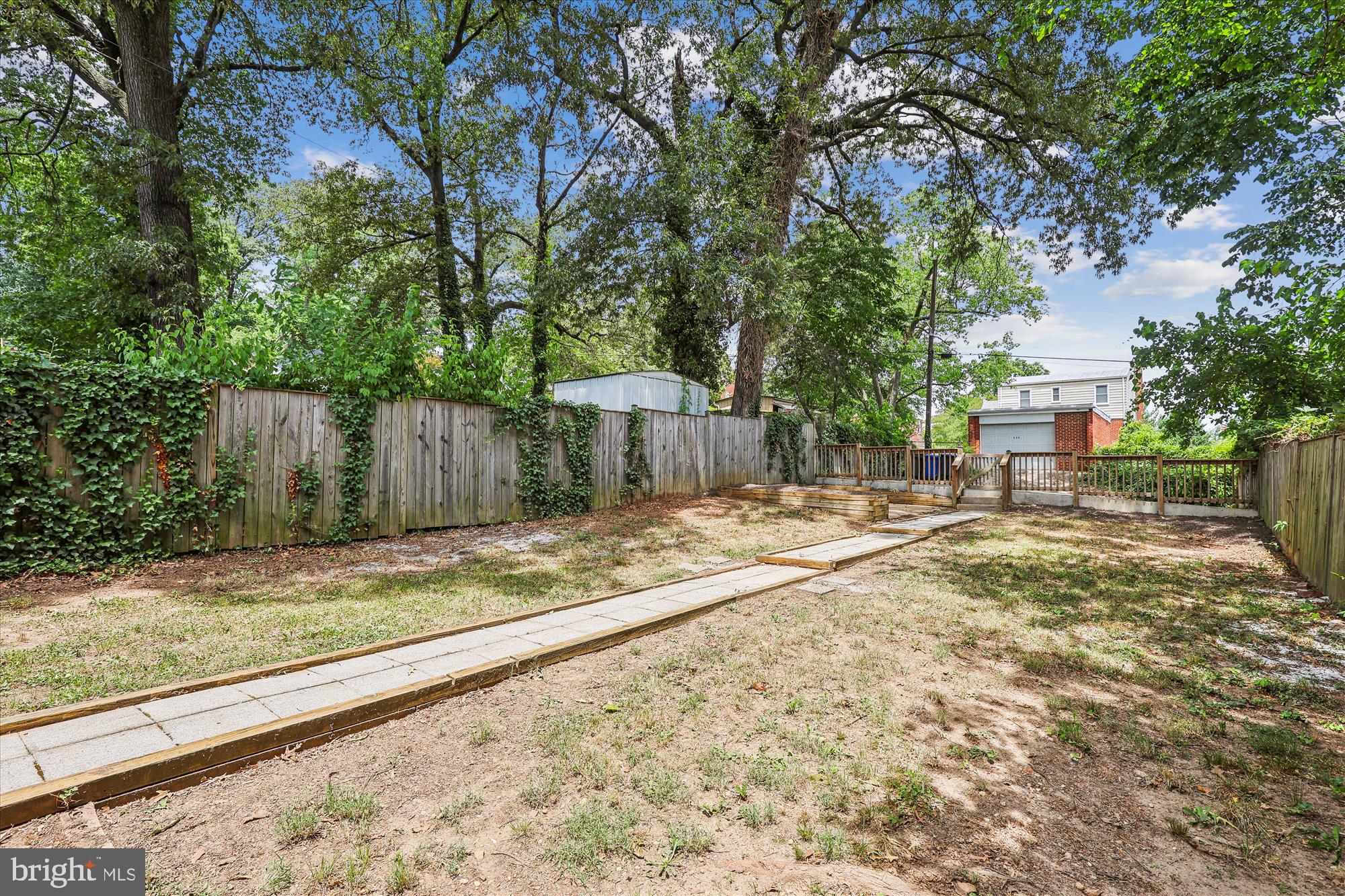 338 PEABODY STREET NE