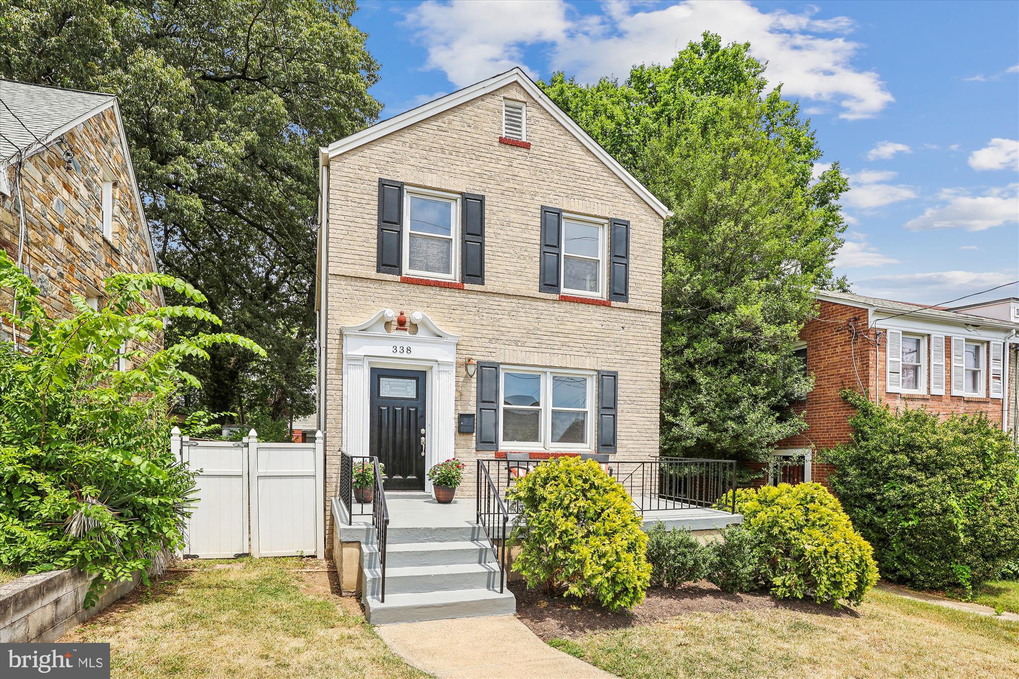 338 PEABODY STREET NE