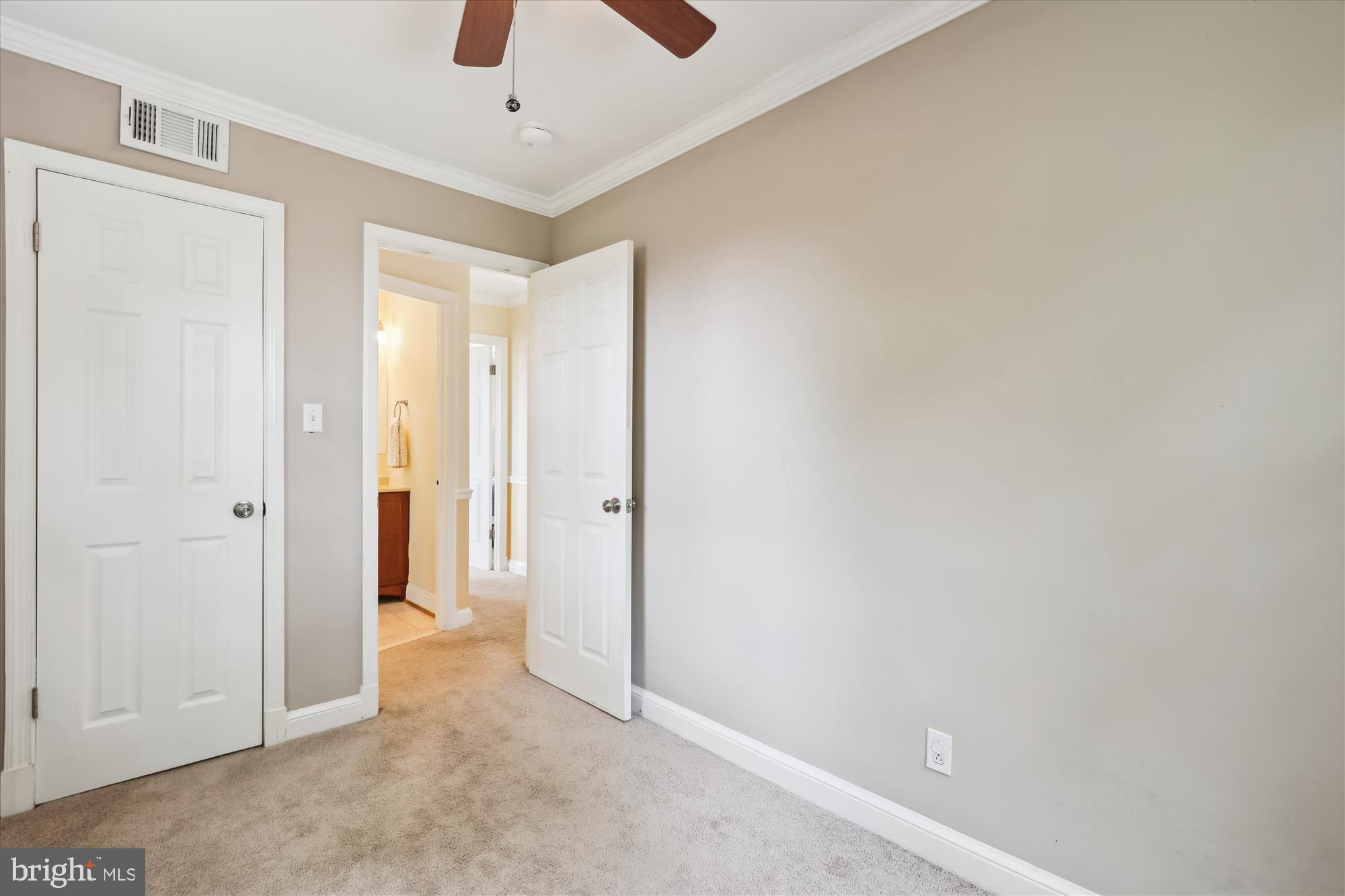 338 PEABODY STREET NE