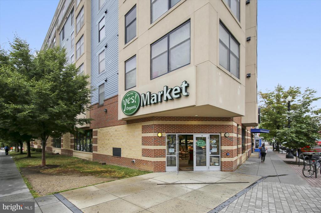 5754 COLORADO AVENUE NW 201